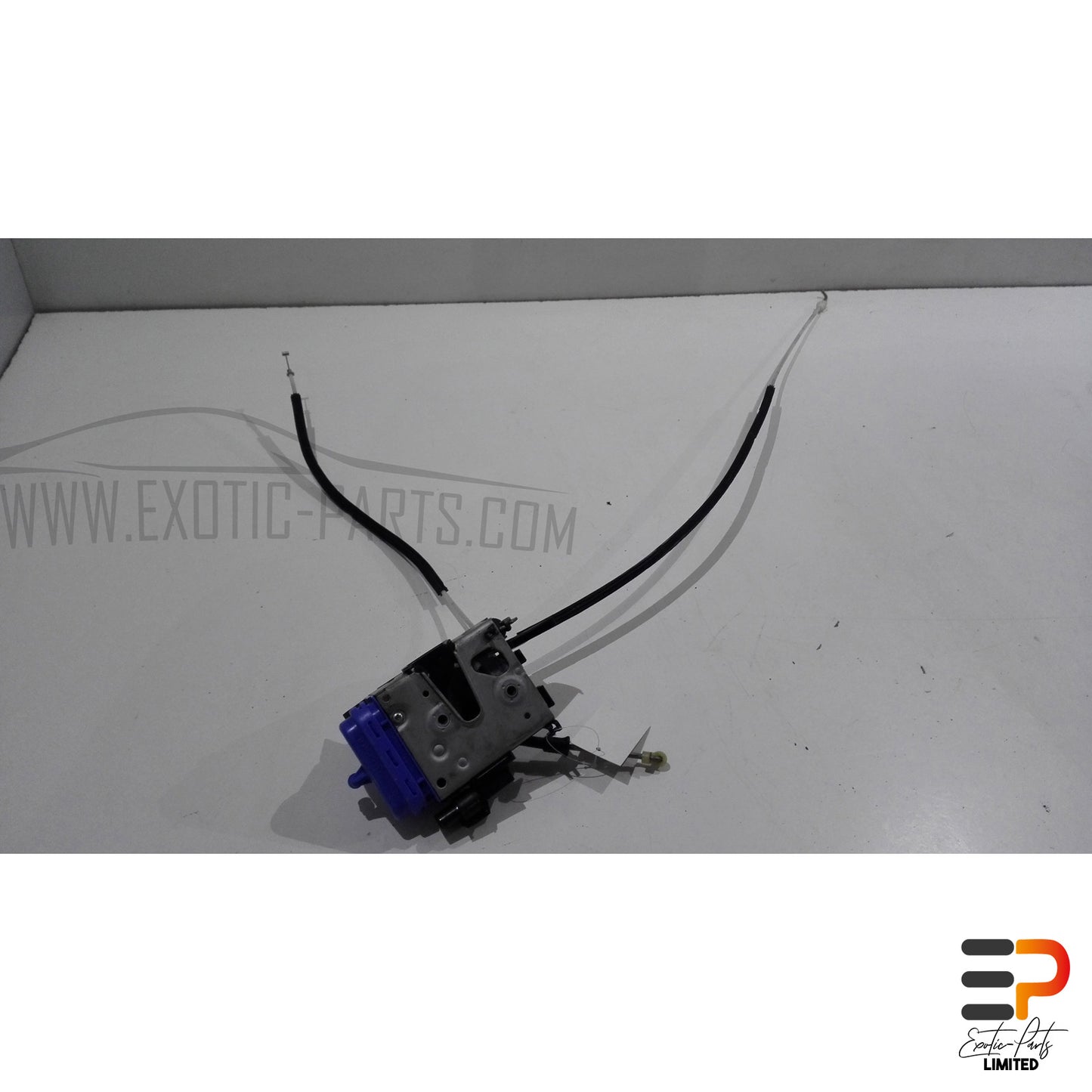 Audi S8 4.2 Quattro Door Lock 4D0839015D Rear Left picture 1