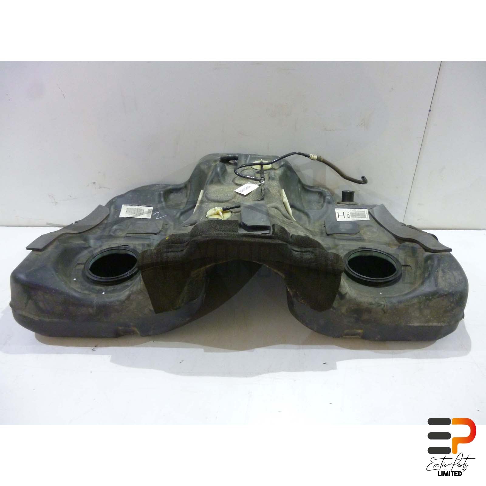 Mazda RX-8 SE 170 KW Tank F151-42-100 picture 1