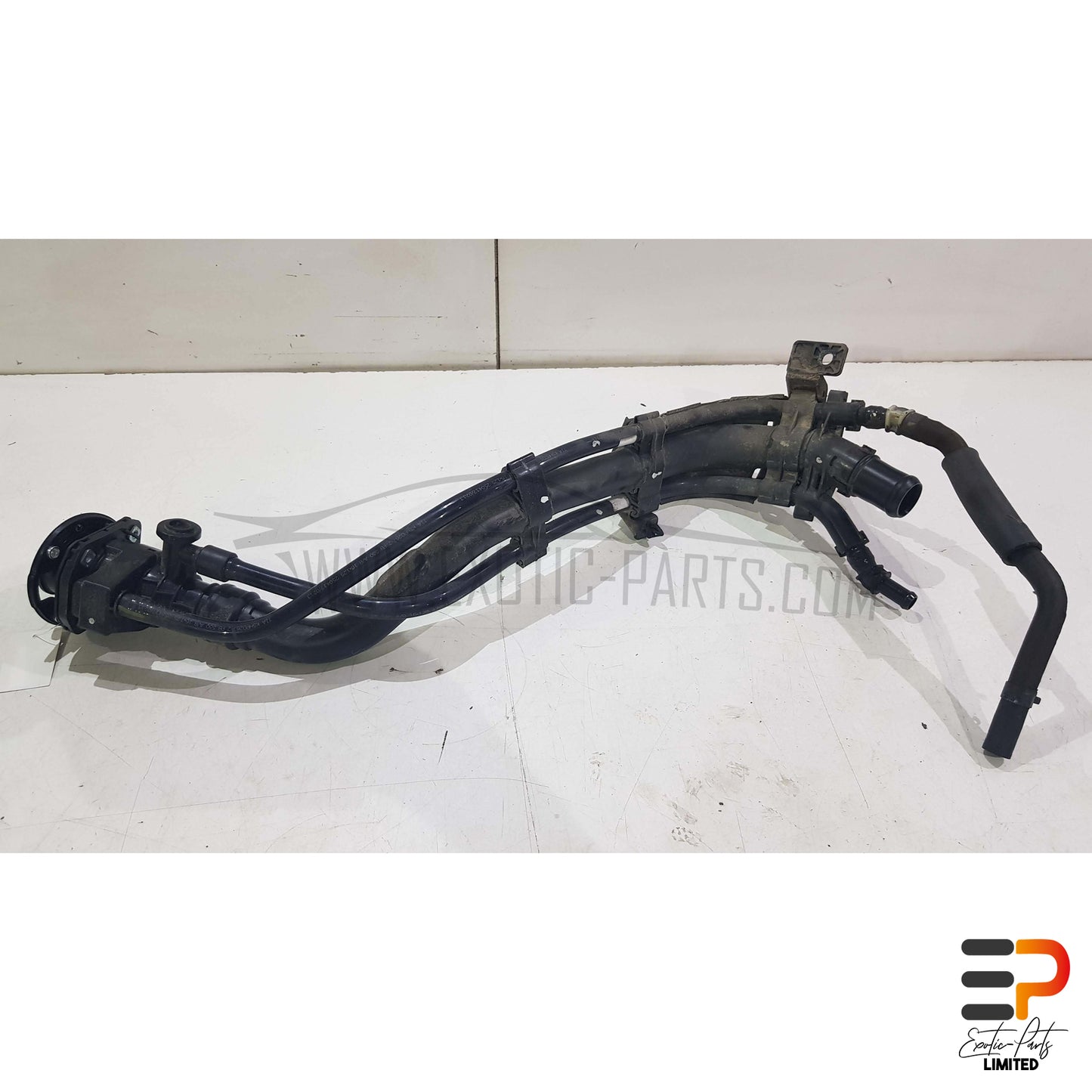 Hyundai I30 PDE CW 1.4 T-GDI Tank Filler Neck 31030-G4000 picture 1