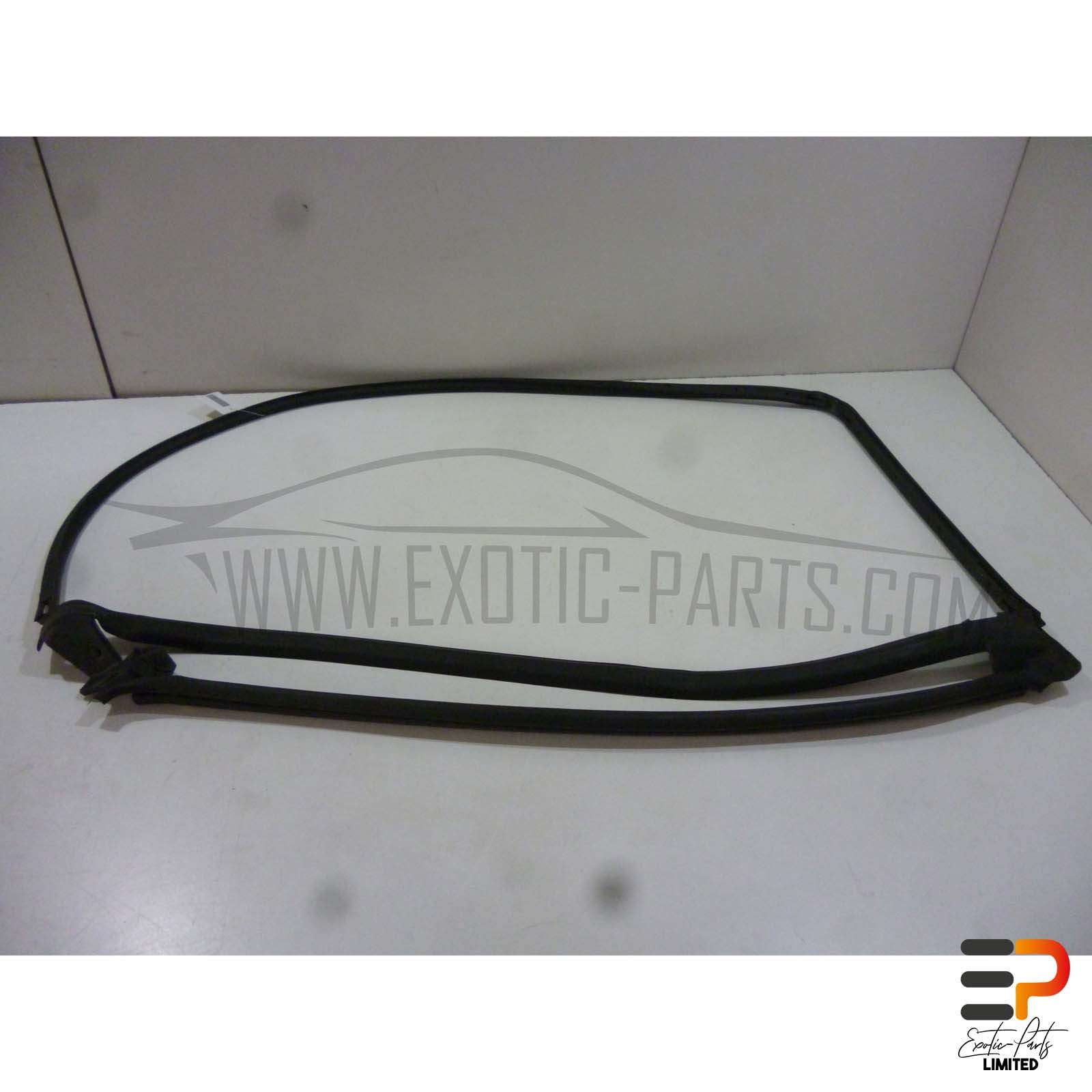 Mazda RX-8 SE 170 KW Door Seal F151-72-760N Rear Right picture 1