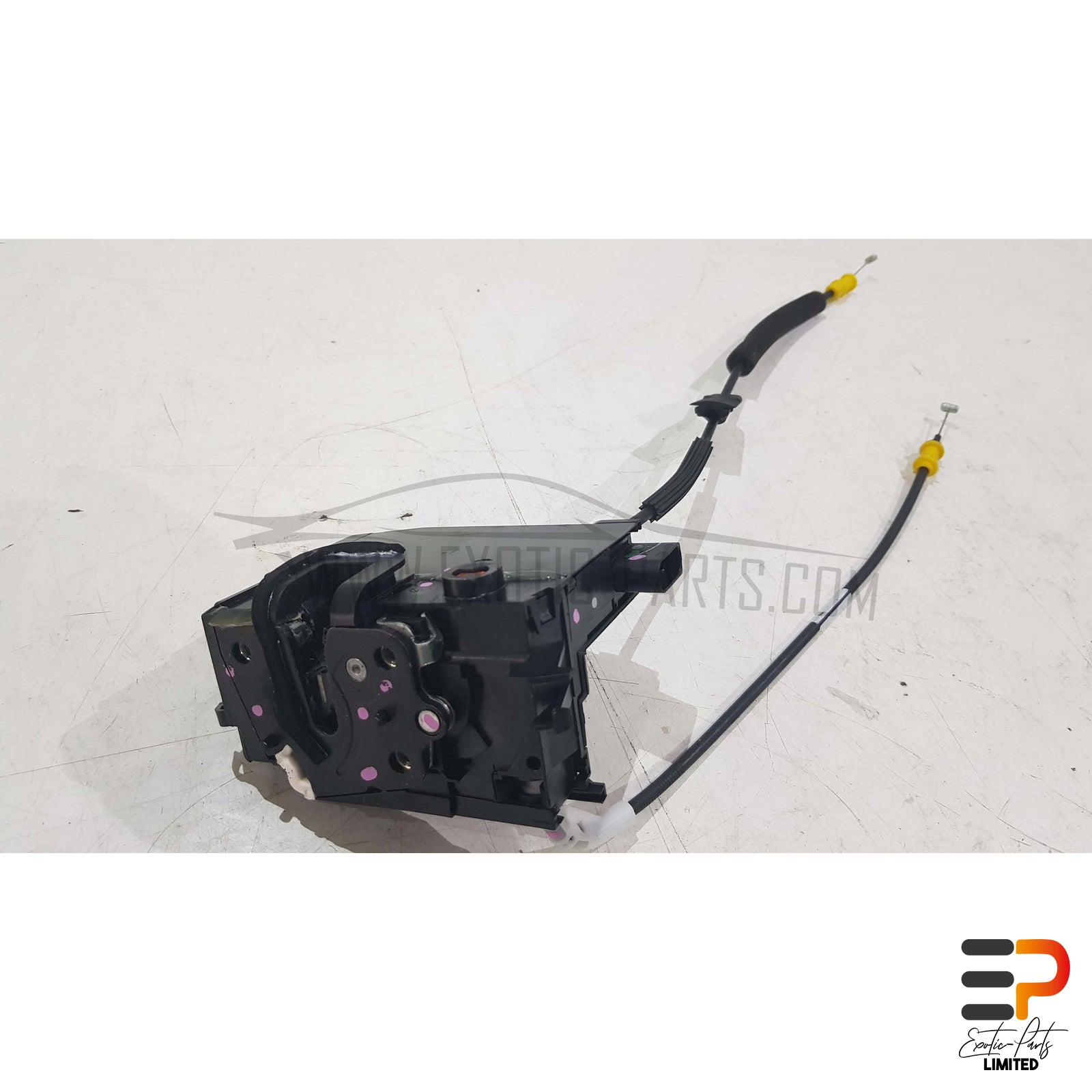 Peugeot 308 SW II T9 Break 1.5 HDI Door Lock 9826126080 Rear Left picture 1