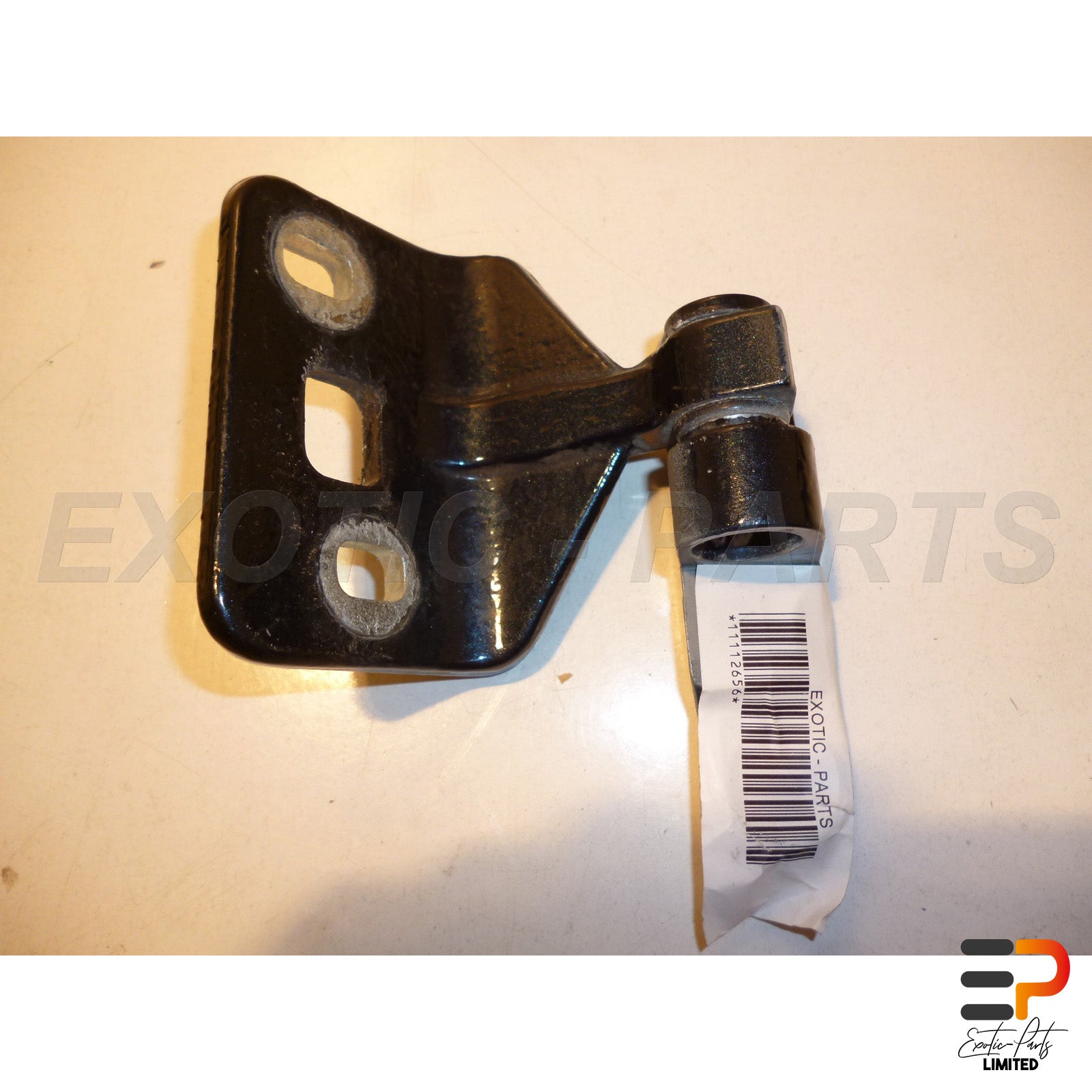 Mercedes Benz E320 T CDI Avantgarde W211 Hinge picture 1