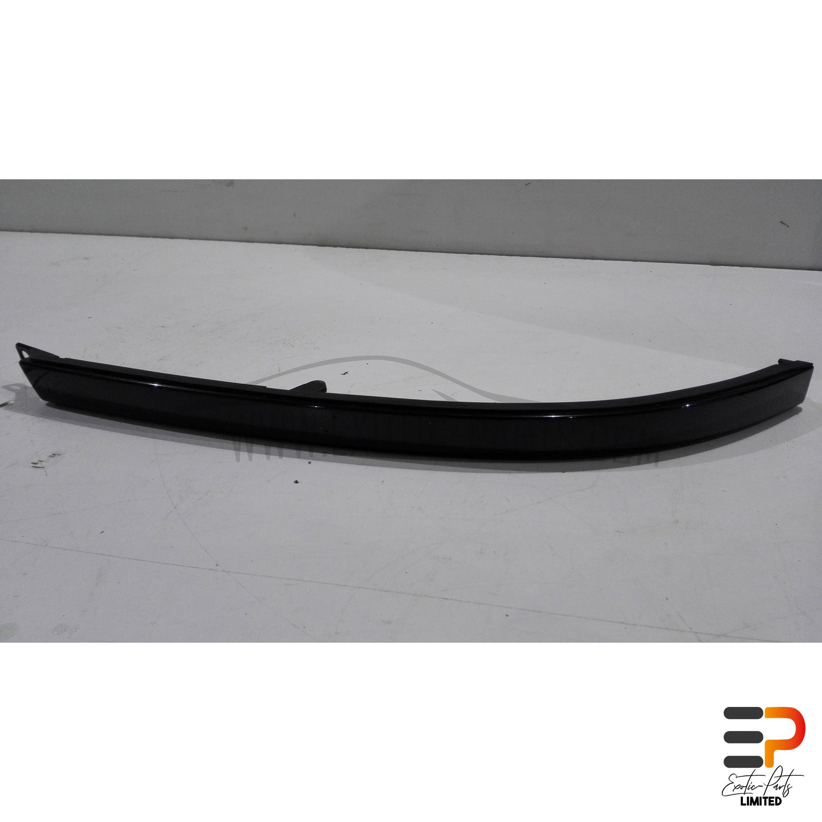 Audi S8 4.2 Quattro Ledge Moulding Bumper 4D0853208L Right picture 1