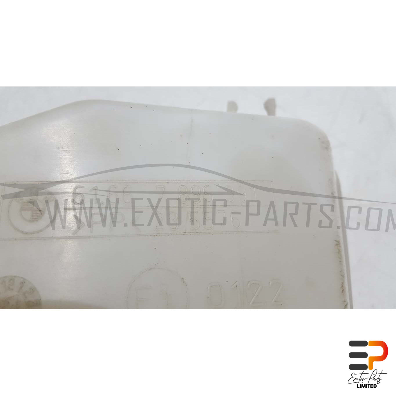 BMW E63 M6 S85 Coupe Reservoir Windscreen 61.66-7896393 picture 2