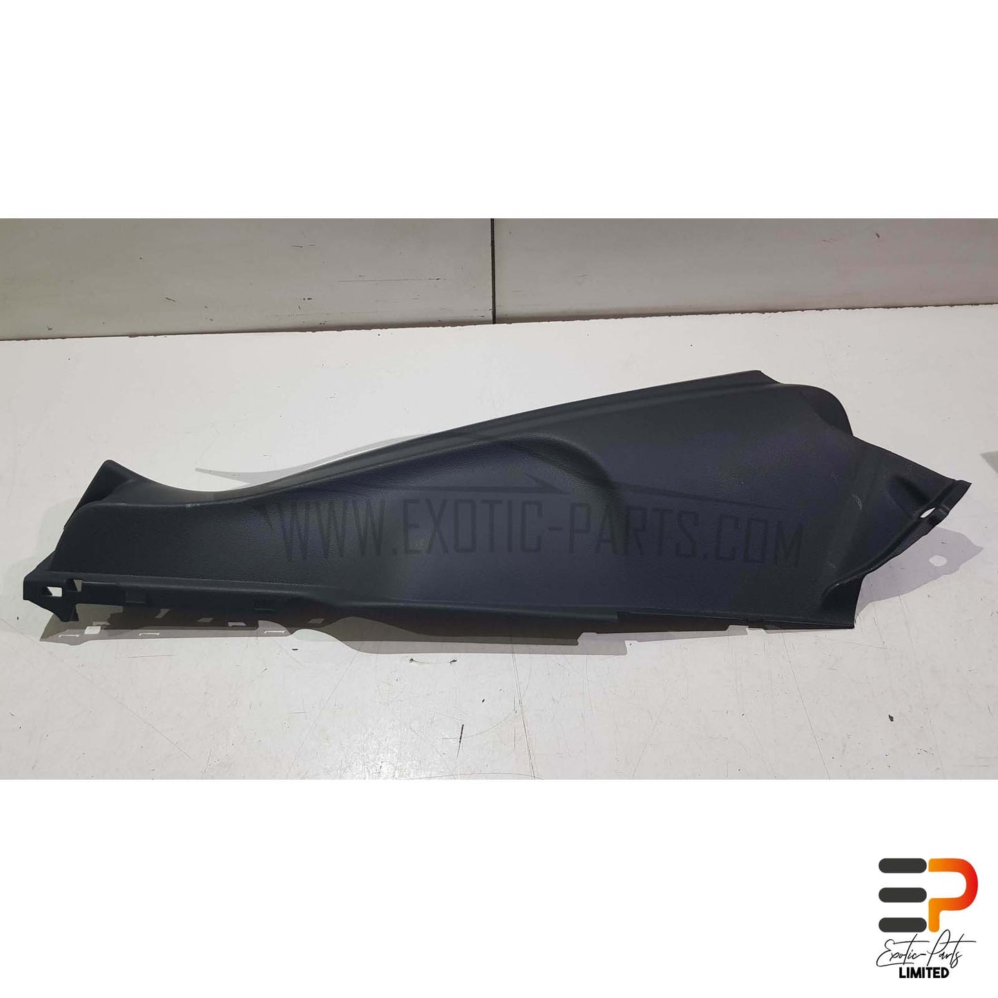 VW Golf VI Mk6 Plus 1.4 TSI DSG Side Panel Trunk Left 5M0867765H Left picture 2