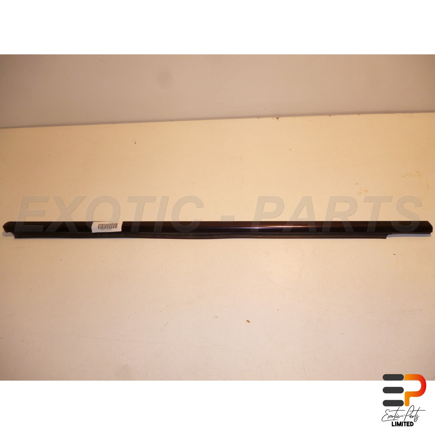 Mercedes Benz E320 T CDI Avantgarde W211 Ledge Moulding A2116900380 Front Left picture 2