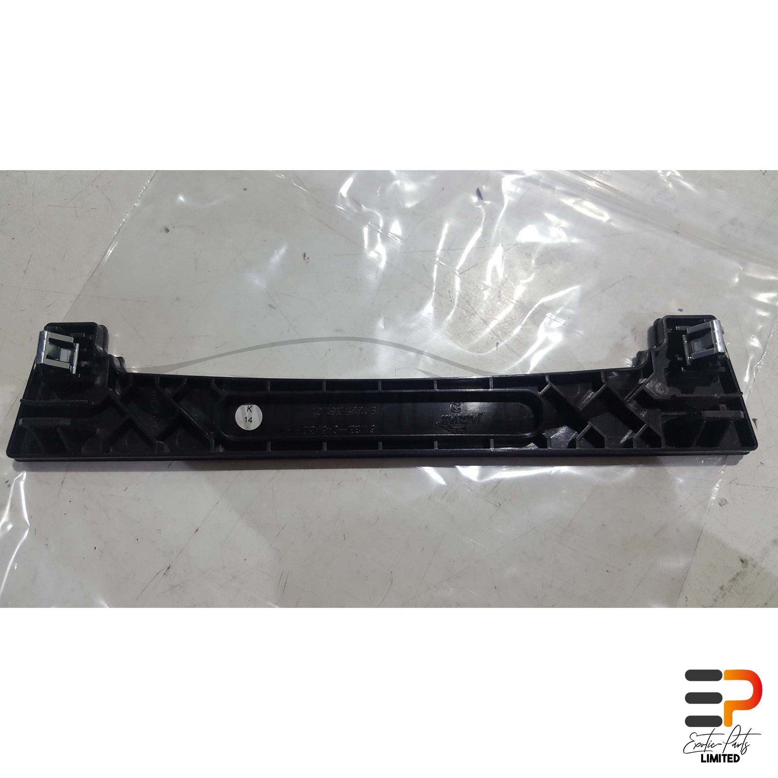 Jaguar XK 5.0 Coupe Trim Center Console 6W83-045A36-A picture 2