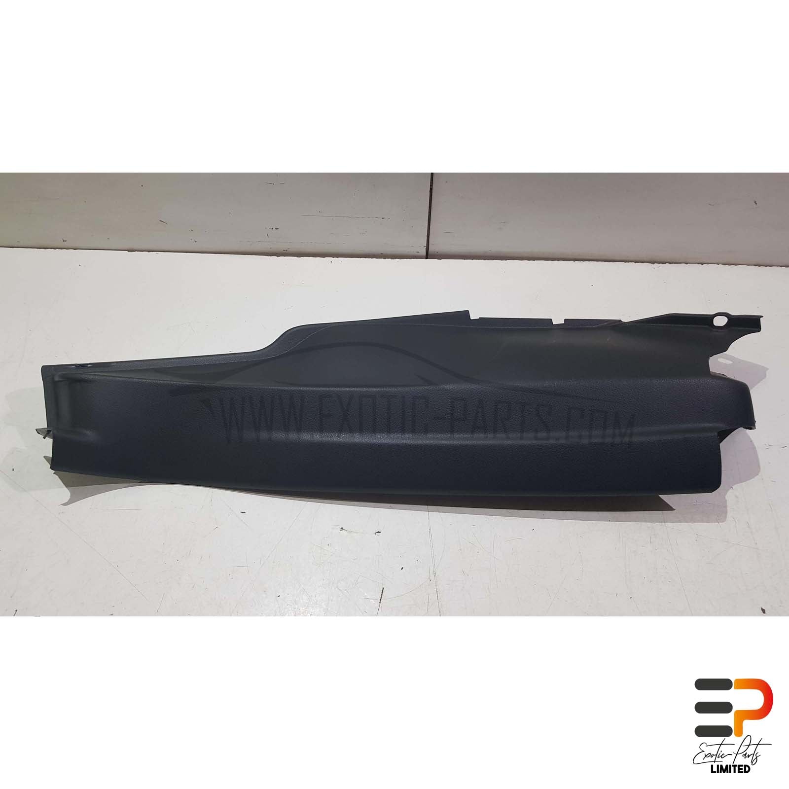 VW Golf VI Mk6 Plus 1.4 TSI DSG Side Panel Trunk Right 5M0867766H Right picture 2