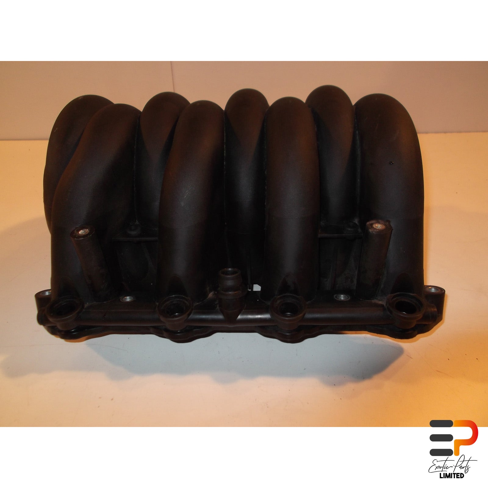 Jaguar XK8 XKR Coupe Intake Manifold AJ82546 picture 2