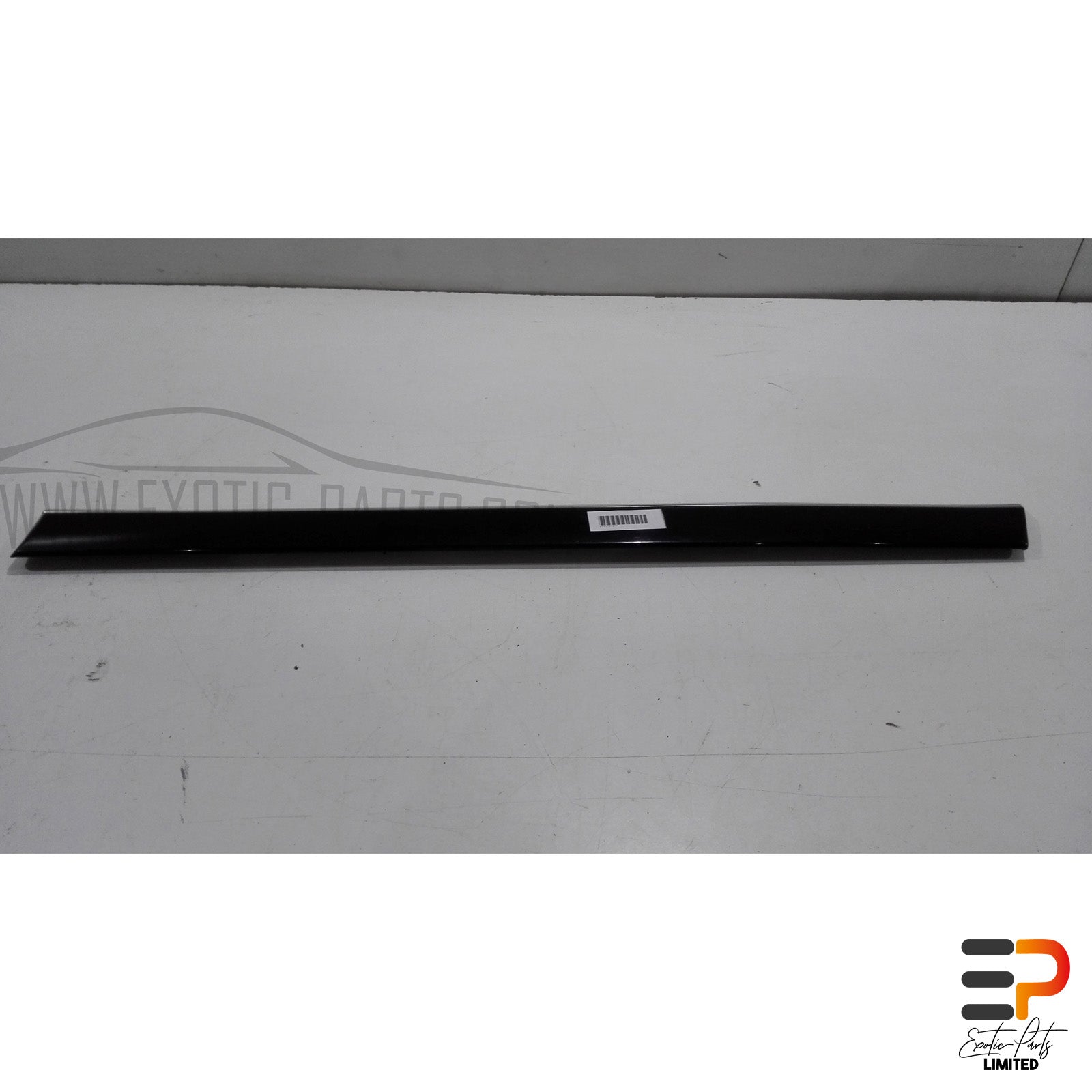 Audi S8 4.2 Quattro Ledge Moulding Door 4D0853961 GRU Rear Left picture 2