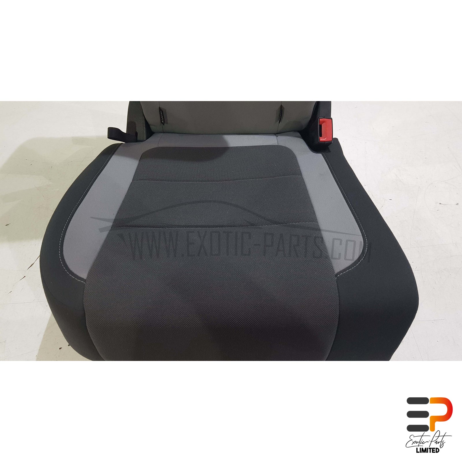 VW Golf VI Mk6 Plus 1.4 TSI DSG Backseat Cloth Black / Grey Rear Right Rear Right picture 2