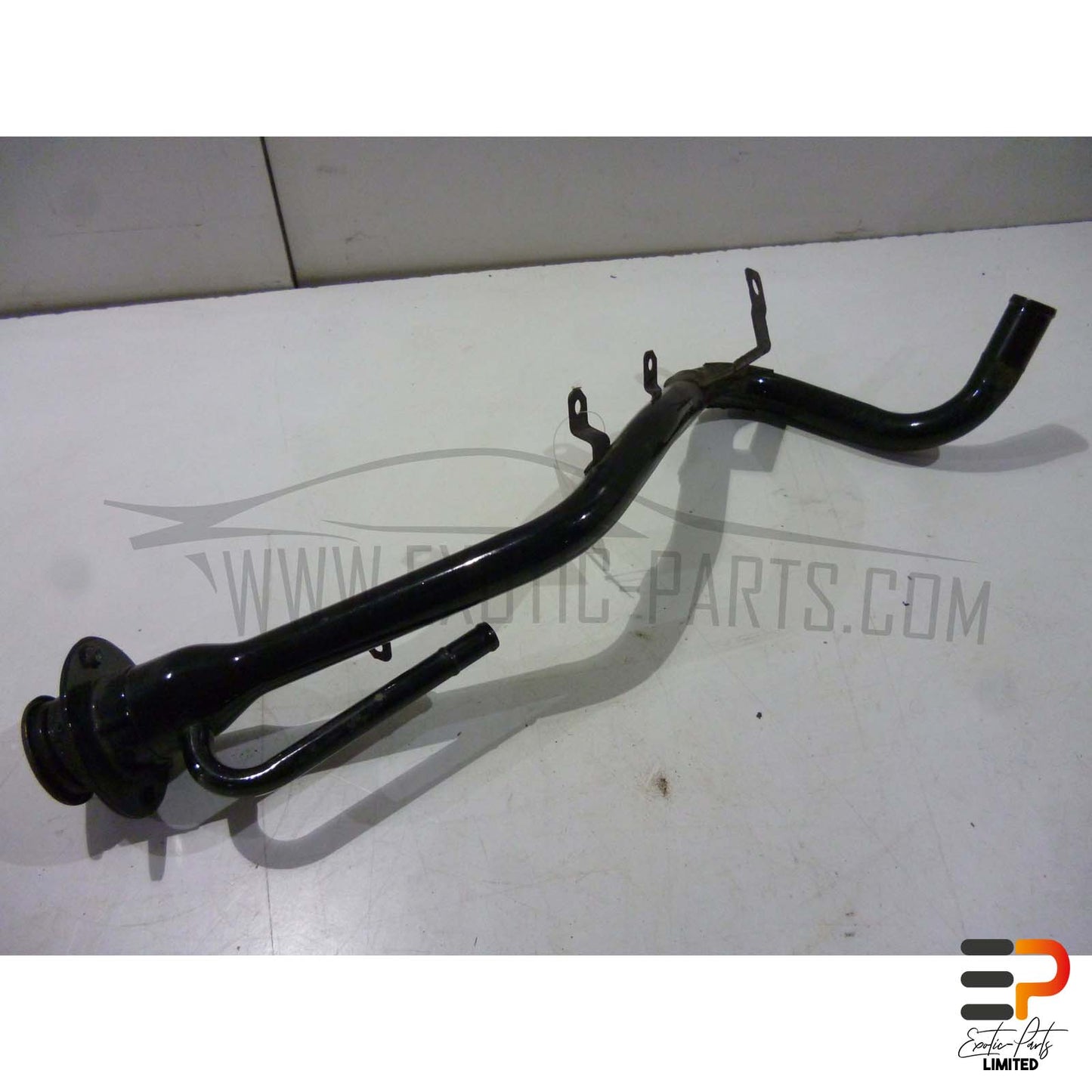 Mazda RX-8 SE 170 KW Tank Filler Neck F151-42-210C picture 2