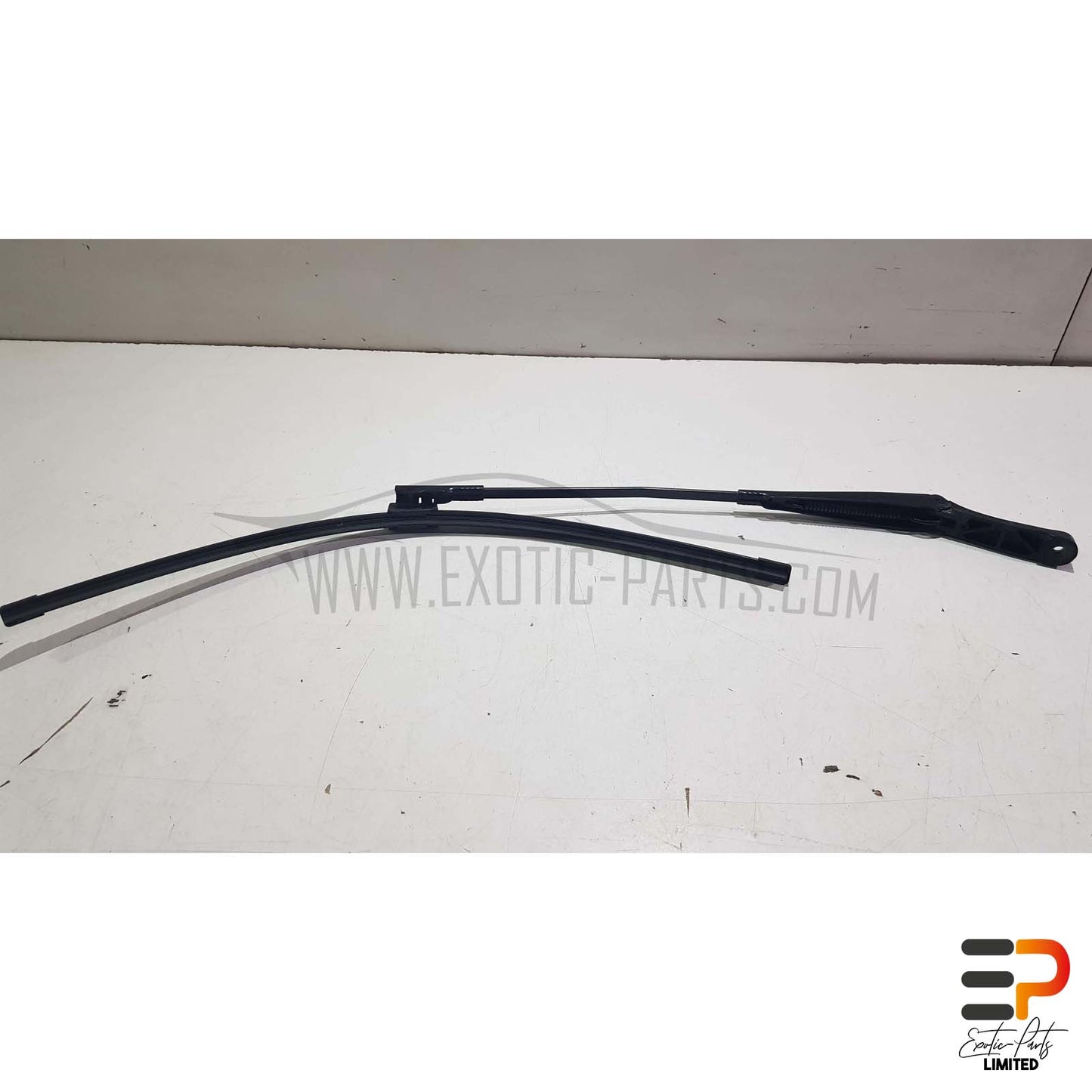 VW Golf VI Mk6 Plus 1.4 TSI DSG Windscreen Wiper Front Left 5M0955409C Front Left picture 2