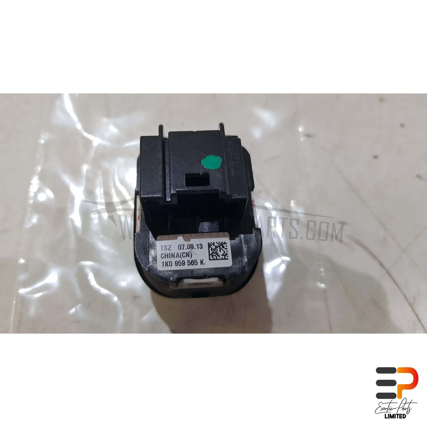 VW Golf VI Mk6 Plus 1.4 TSI DSG Mirror Switch 1K0959565K picture 2