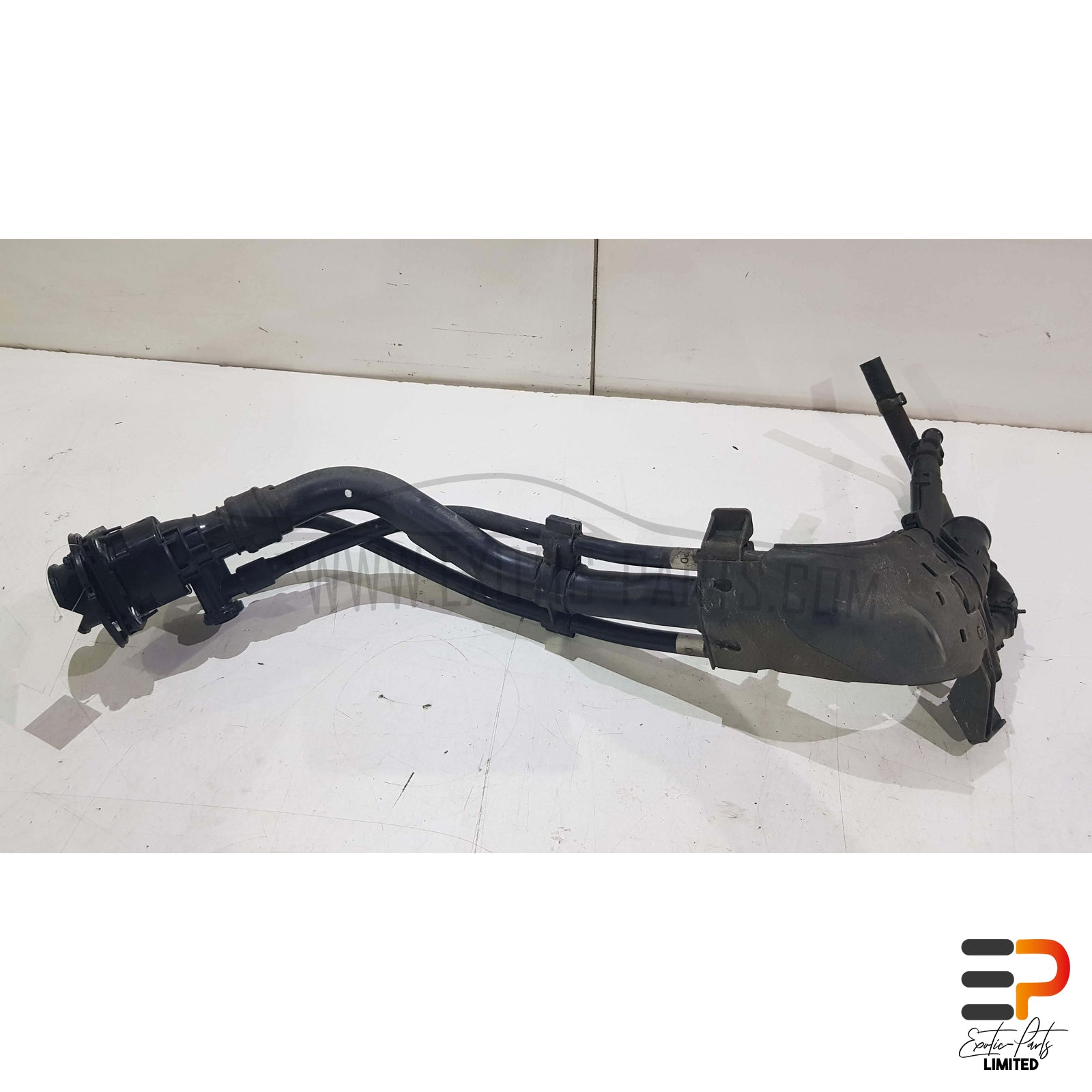 Hyundai I30 PDE CW 1.4 T-GDI Tank Filler Neck 31030-G4000 picture 2