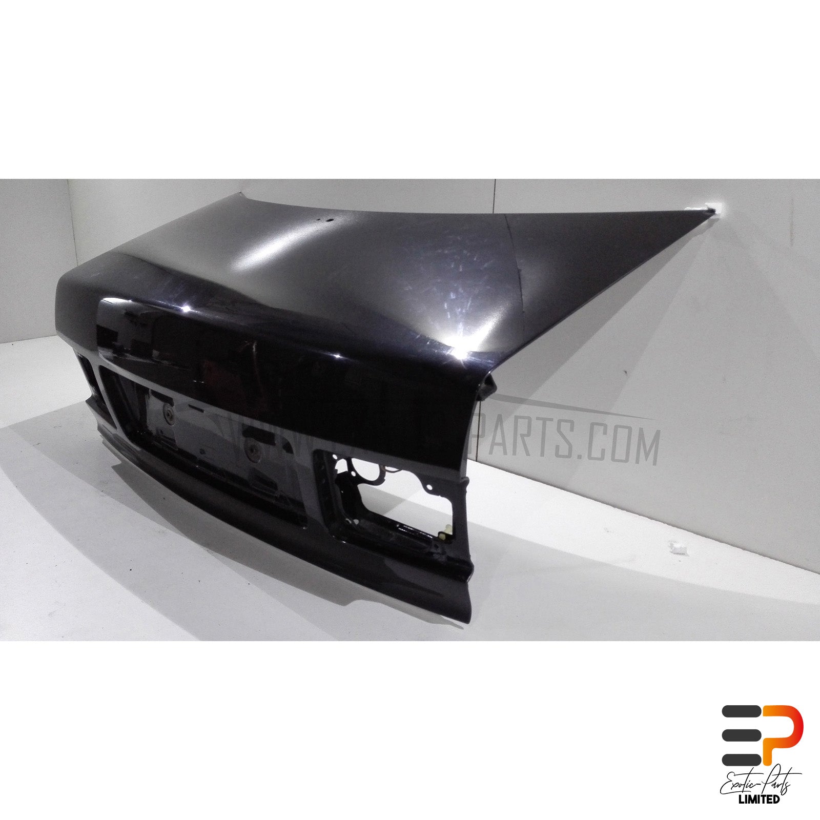 Audi S8 4.2 Quattro Tailgate 4D0827023N picture 2