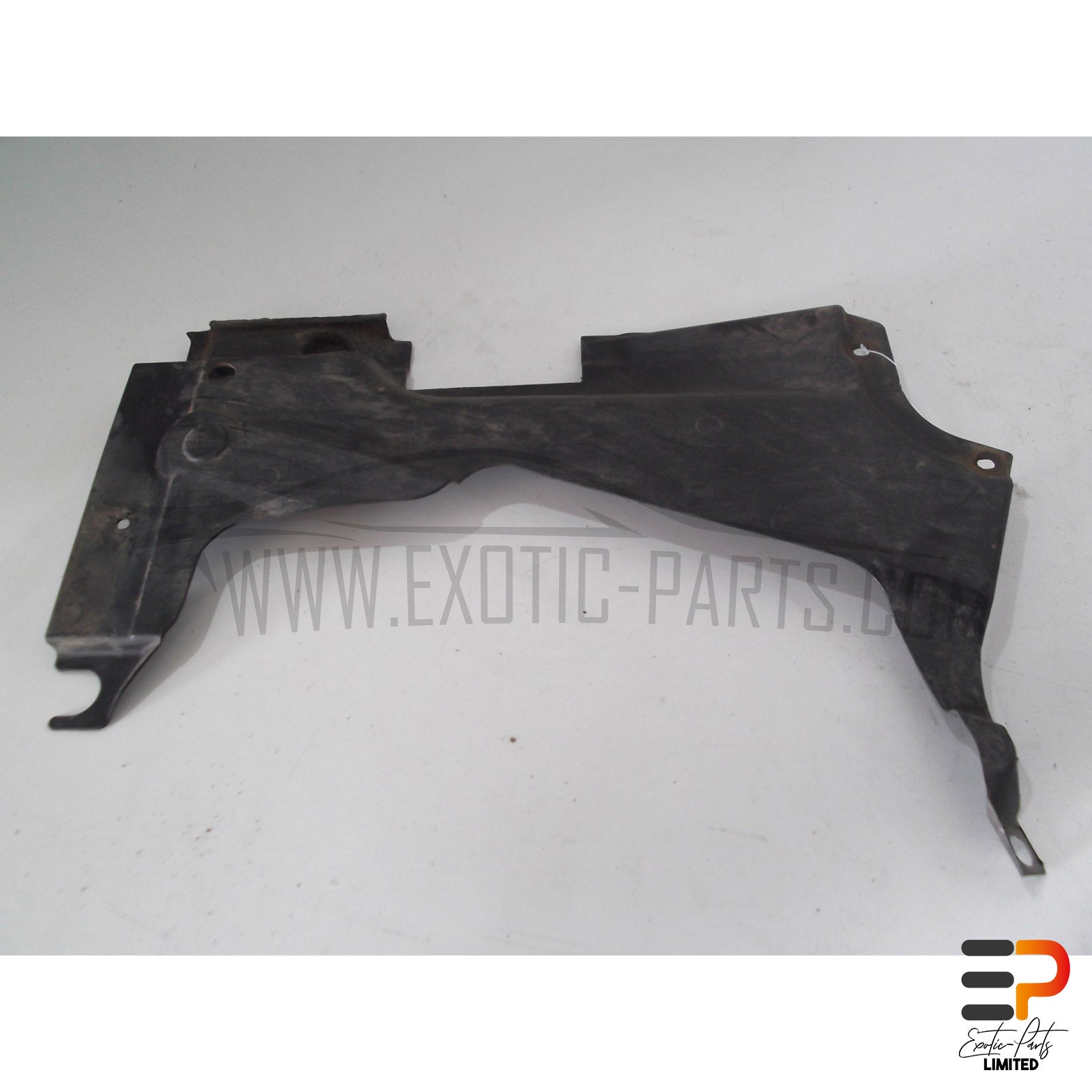 Audi RS4 Avant Underbody Cover 8E0825215AN picture 2