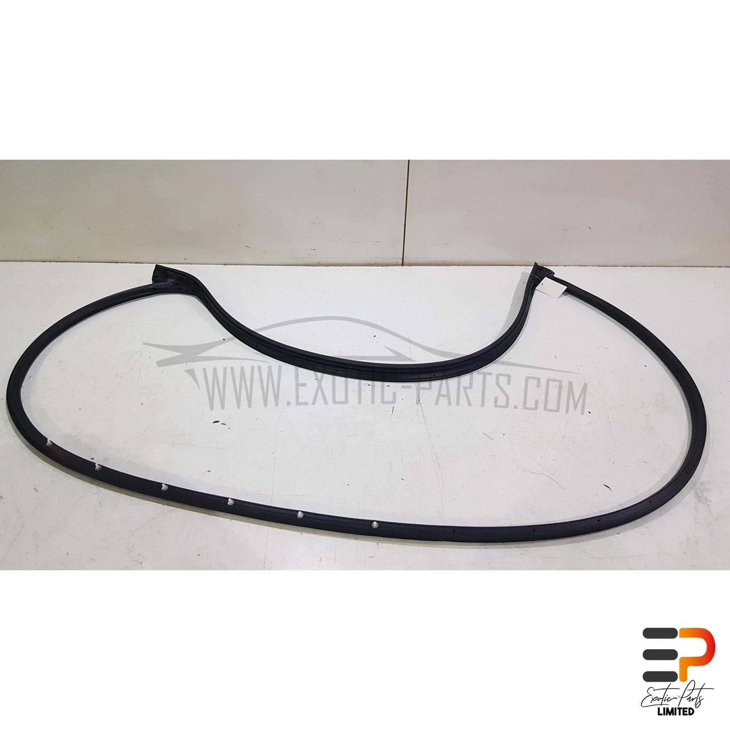 Hyundai I30 PDE CW 1.4 T-GDI Door Seal 82130-G3000 Front Left picture 2