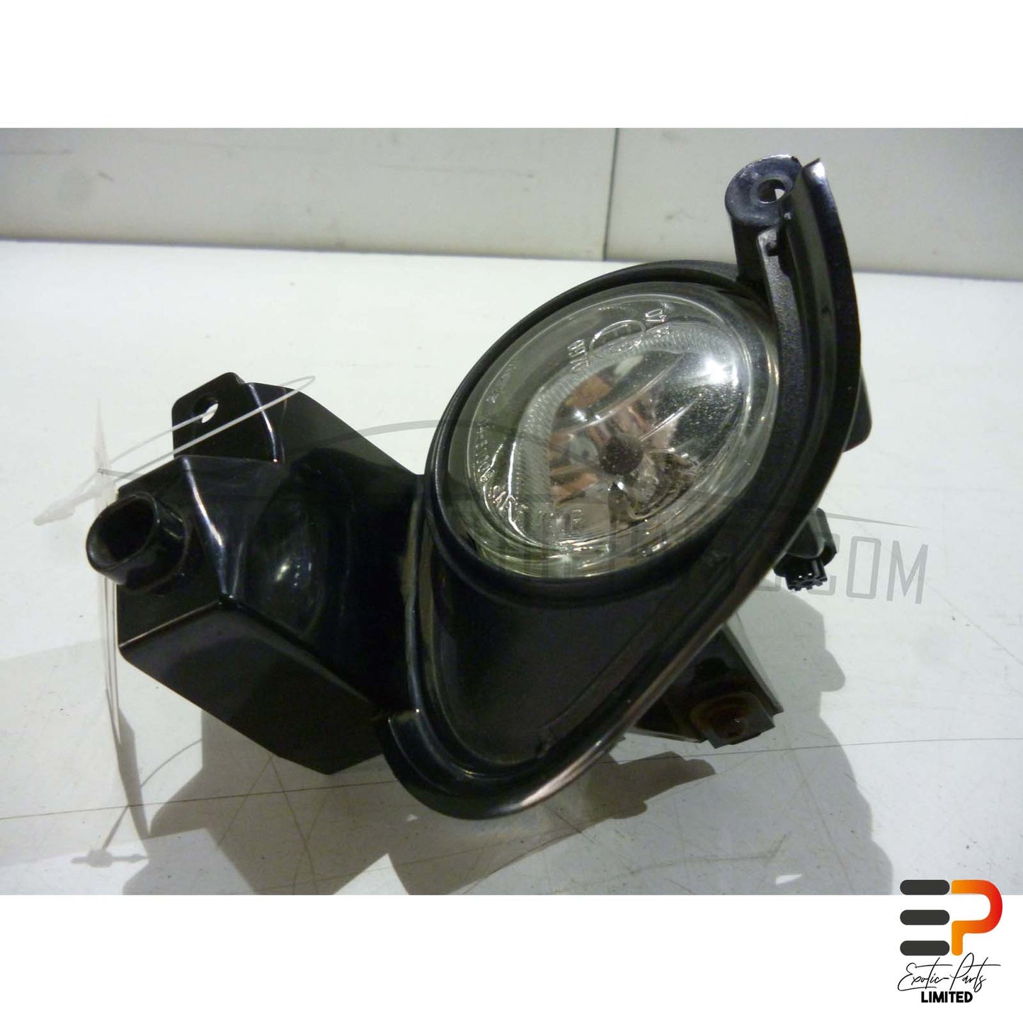 Mazda RX-8 SE 170 KW Foglamp F152-51-680G Front Right picture 2