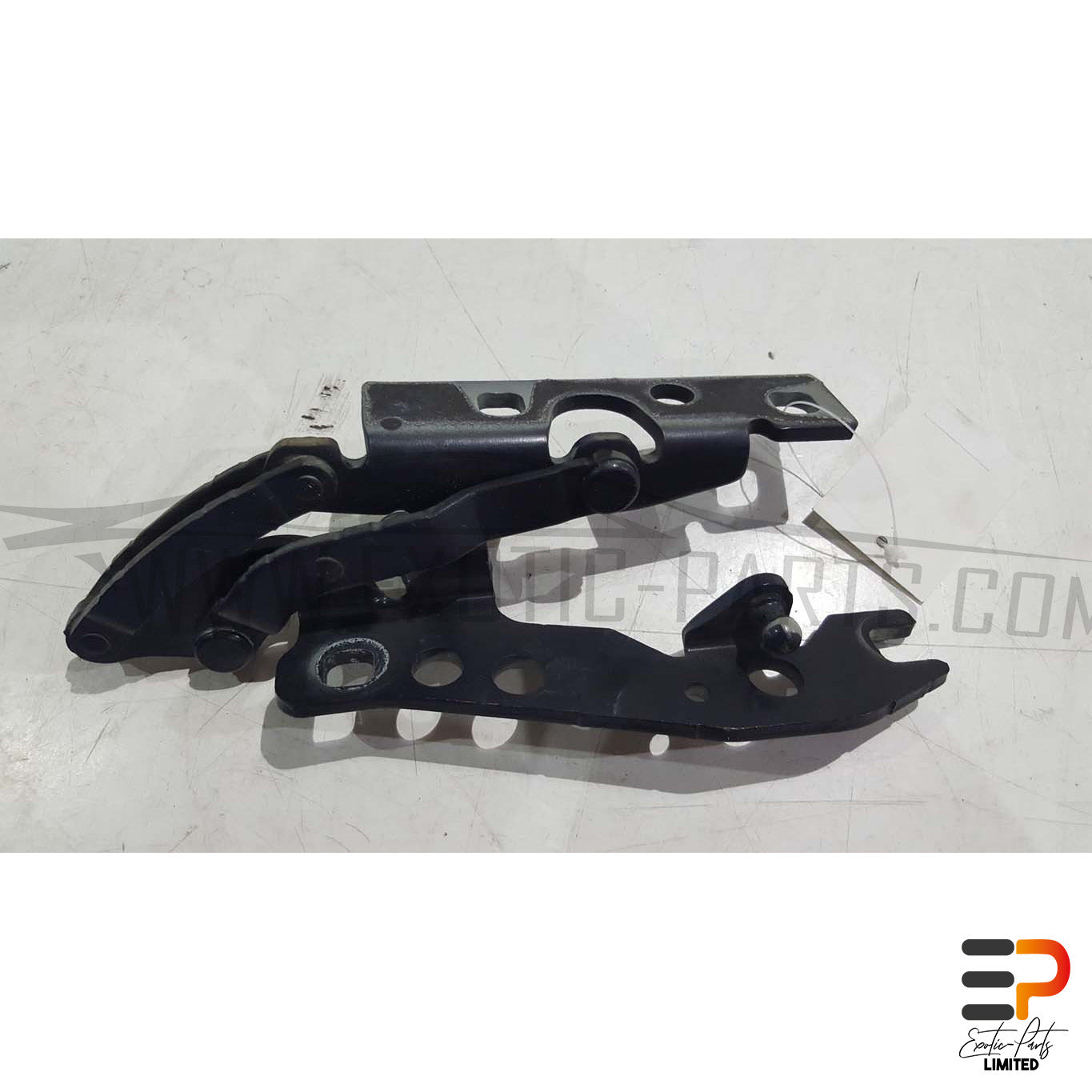 BMW E63 M6 S85 Coupe Hinge 41.61-7210670 Right picture 2