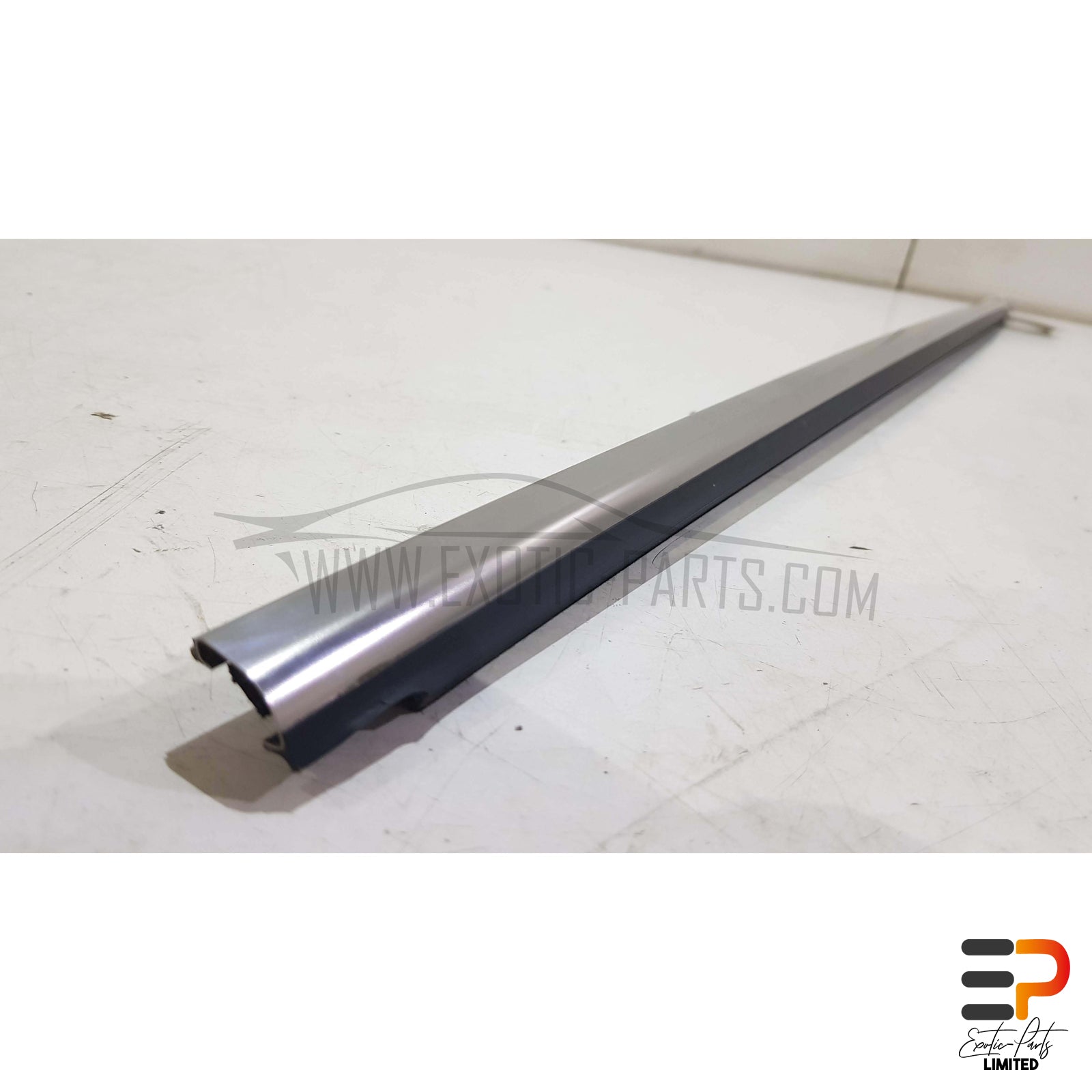 Hyundai I30 PDE CW 1.4 T-GDI Ledge Moulding 82220-G3010 Front Right picture 2