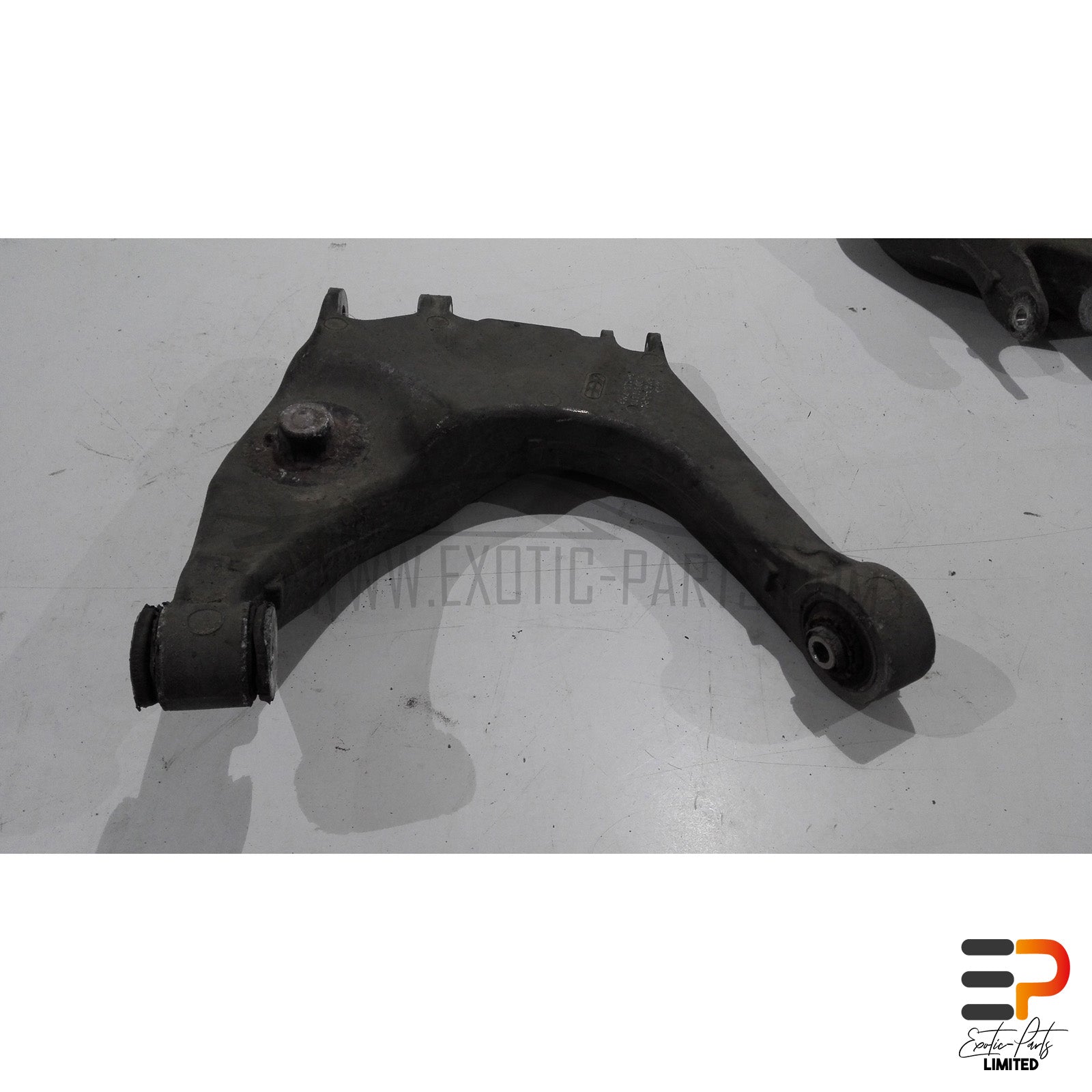 Audi S8 4.2 Quattro Wishbone 4D0511516G Rear Right Lower picture 2