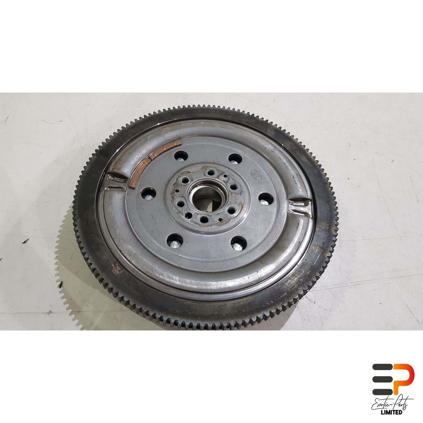 Peugeot 308 SW II T9 Break 1.5 HDI Flywheel 9818024380 picture 2