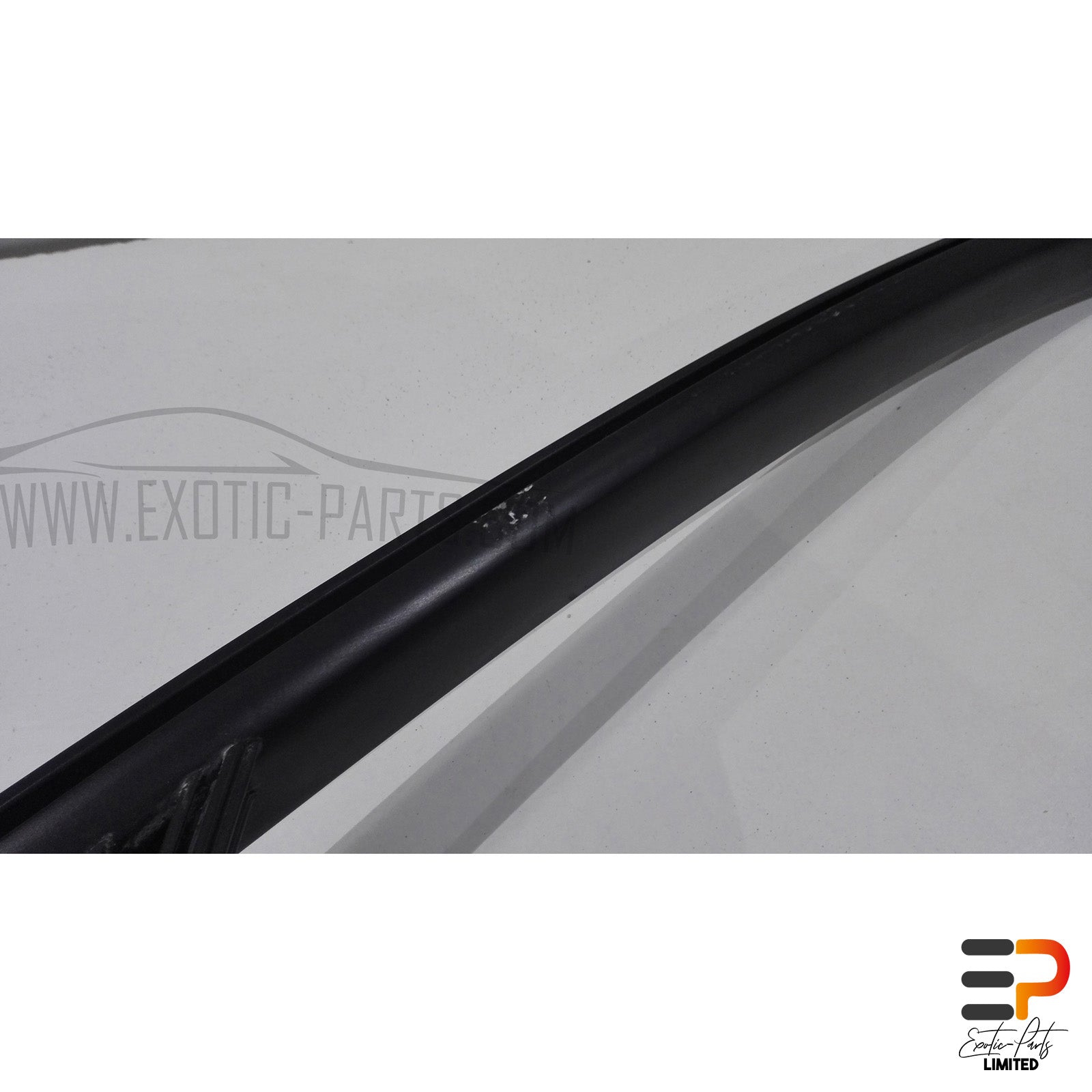 Audi S8 4.2 Quattro Window Frame 4D0837753C Front Left picture 2