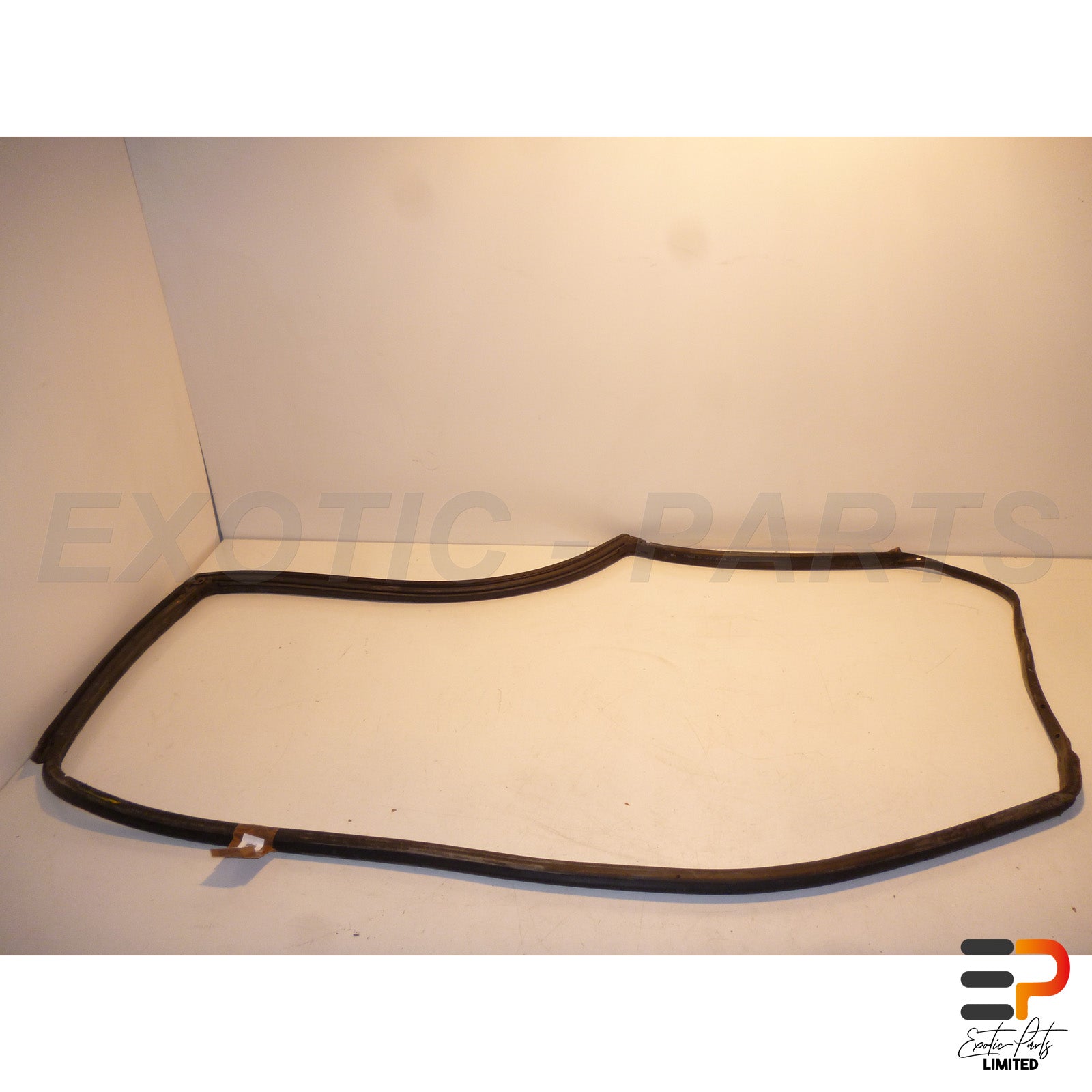 Mercedes Benz E320 T CDI Avantgarde W211 Door Seal A2117300478 Rear Right picture 1