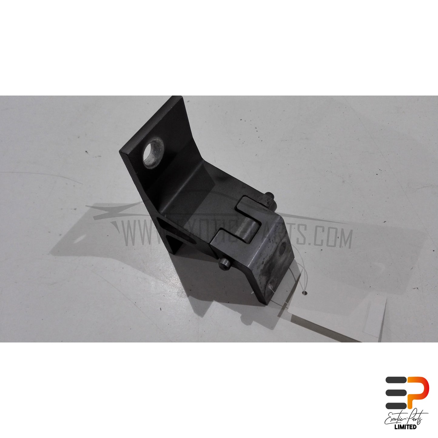 Audi S8 4.2 Quattro Hinge 4D0831402 Front Right Top picture 3