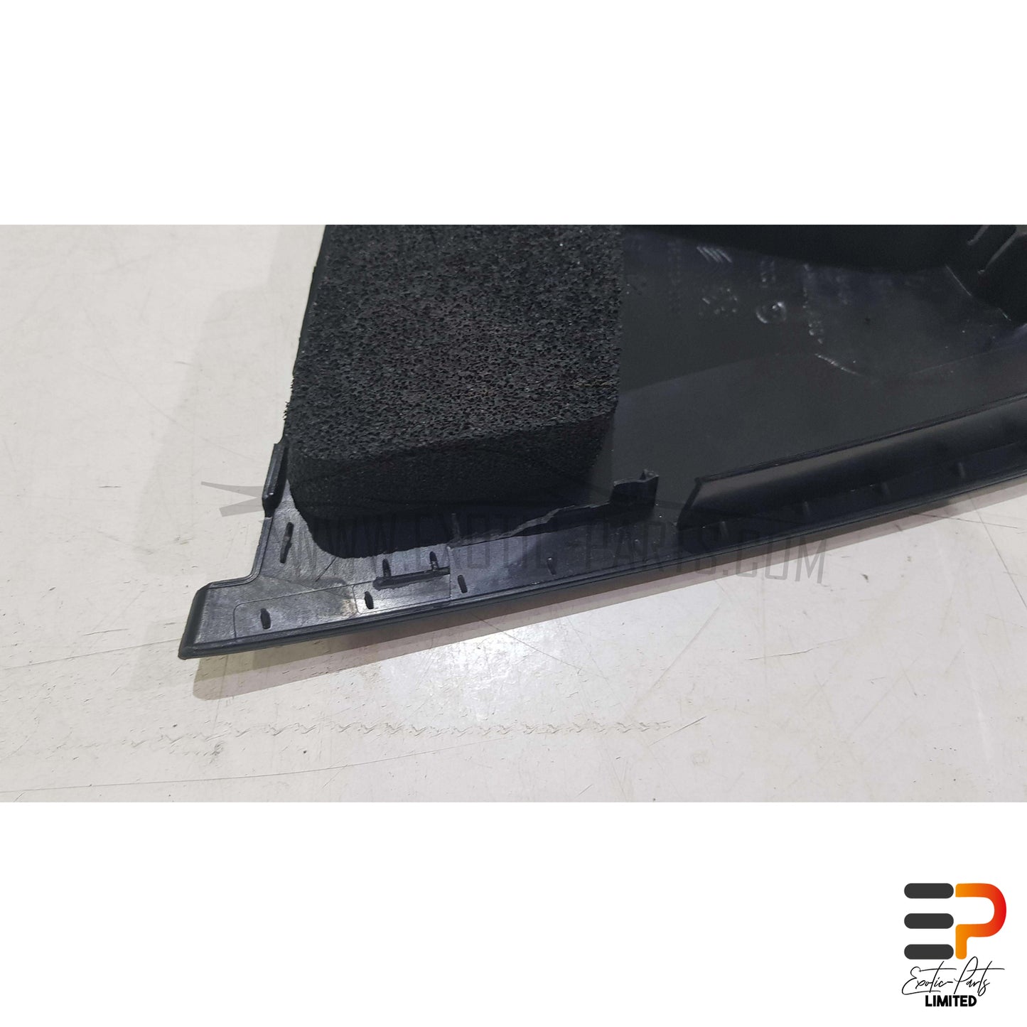 Peugeot 308 SW II T9 Break 1.5 HDI Ledge Moulding 9801025080 picture 3