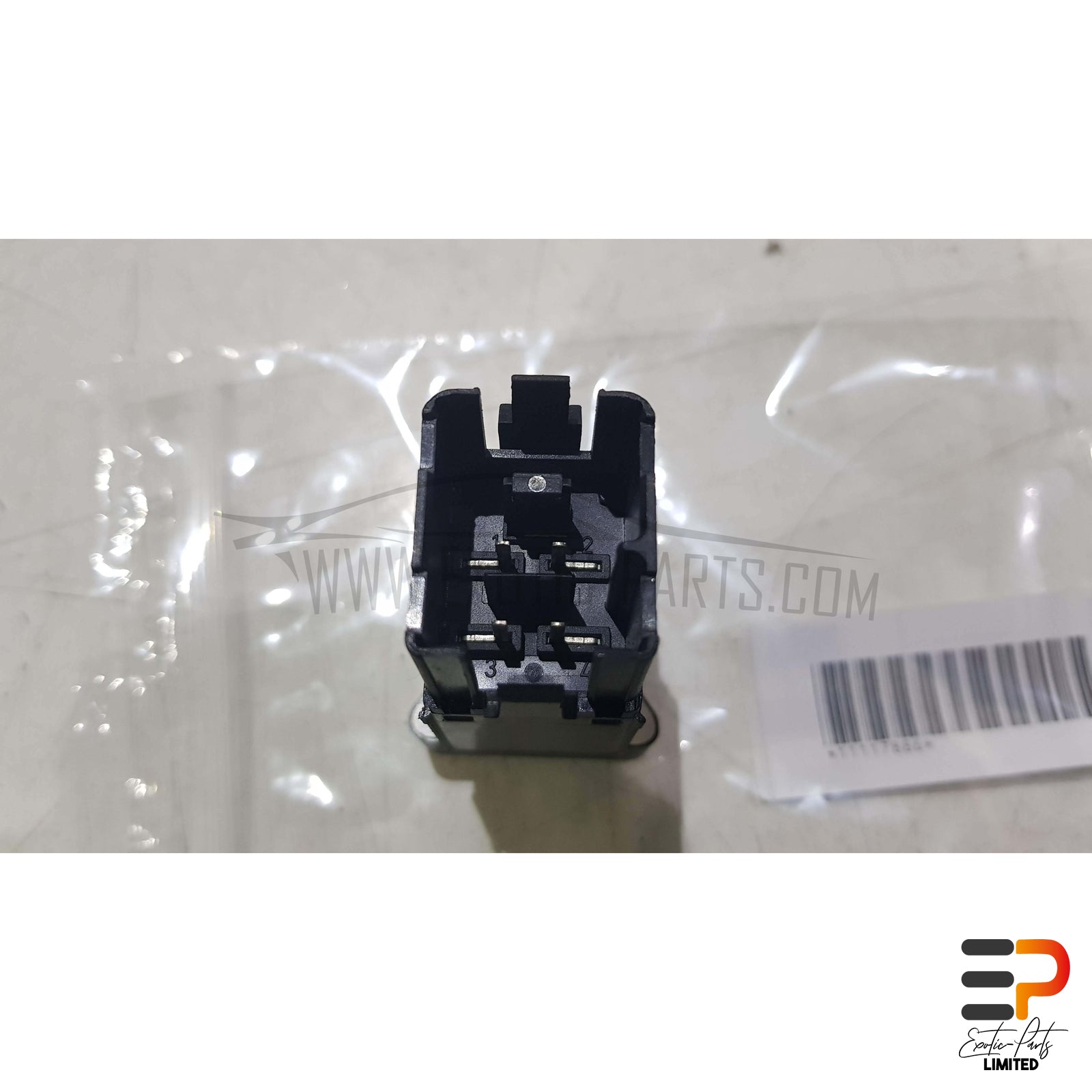 VW Golf VI Mk6 Plus 1.4 TSI DSG Switch Hazard Light 5M0953509B picture 3