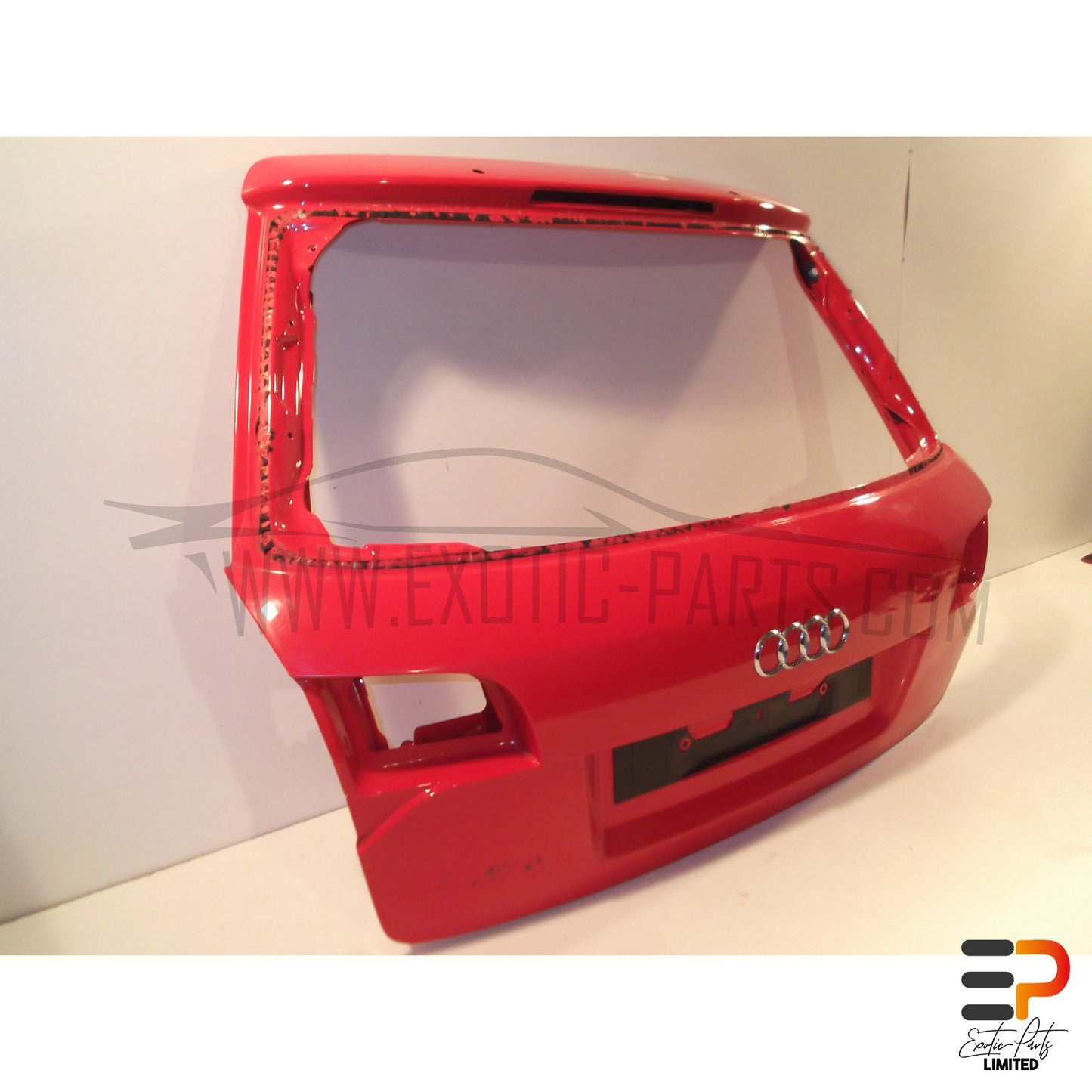 Audi RS4 Avant Tailgate 8E9827023R picture 3