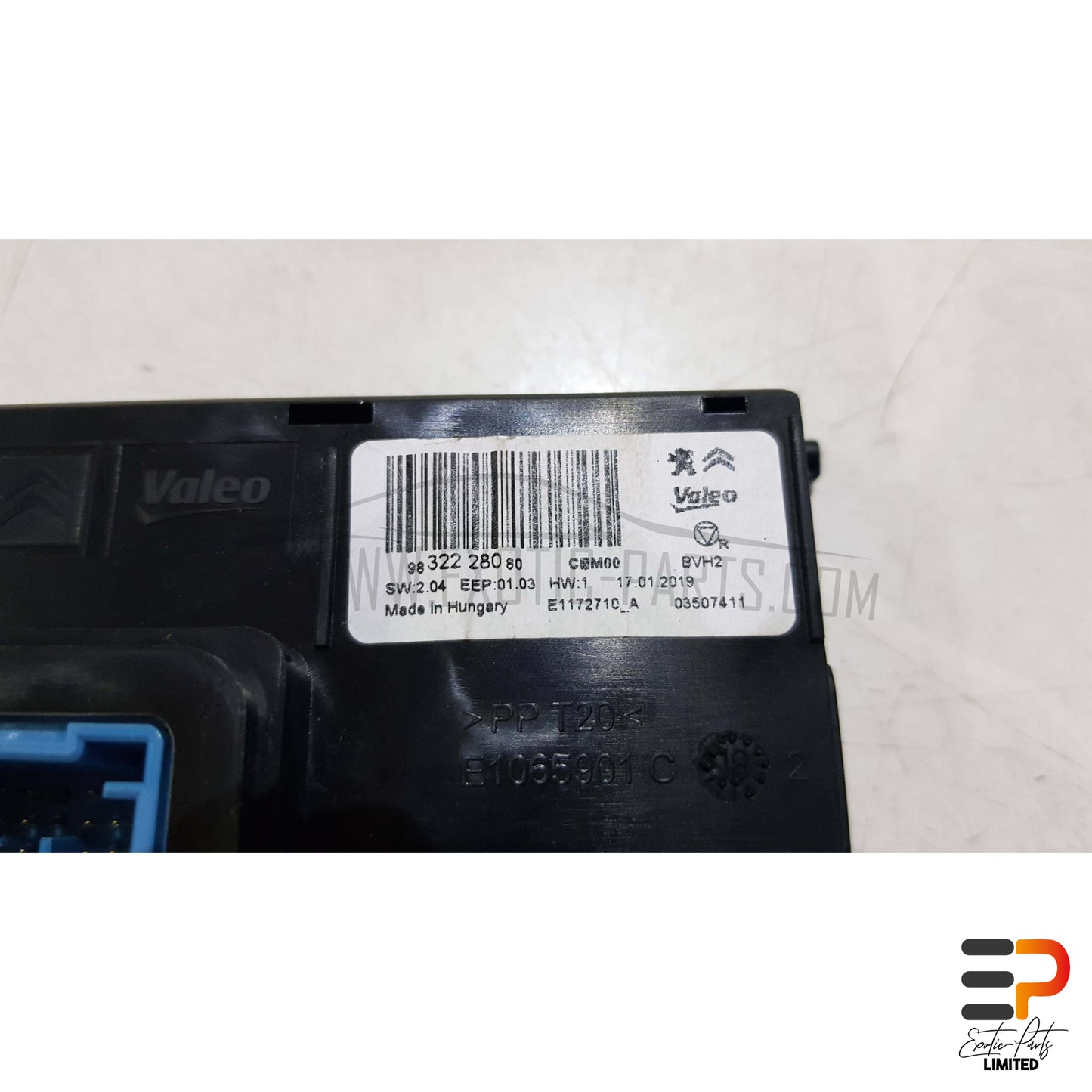 Peugeot 308 SW II T9 Break 1.5 HDI Control Unit 9832228080 picture 3