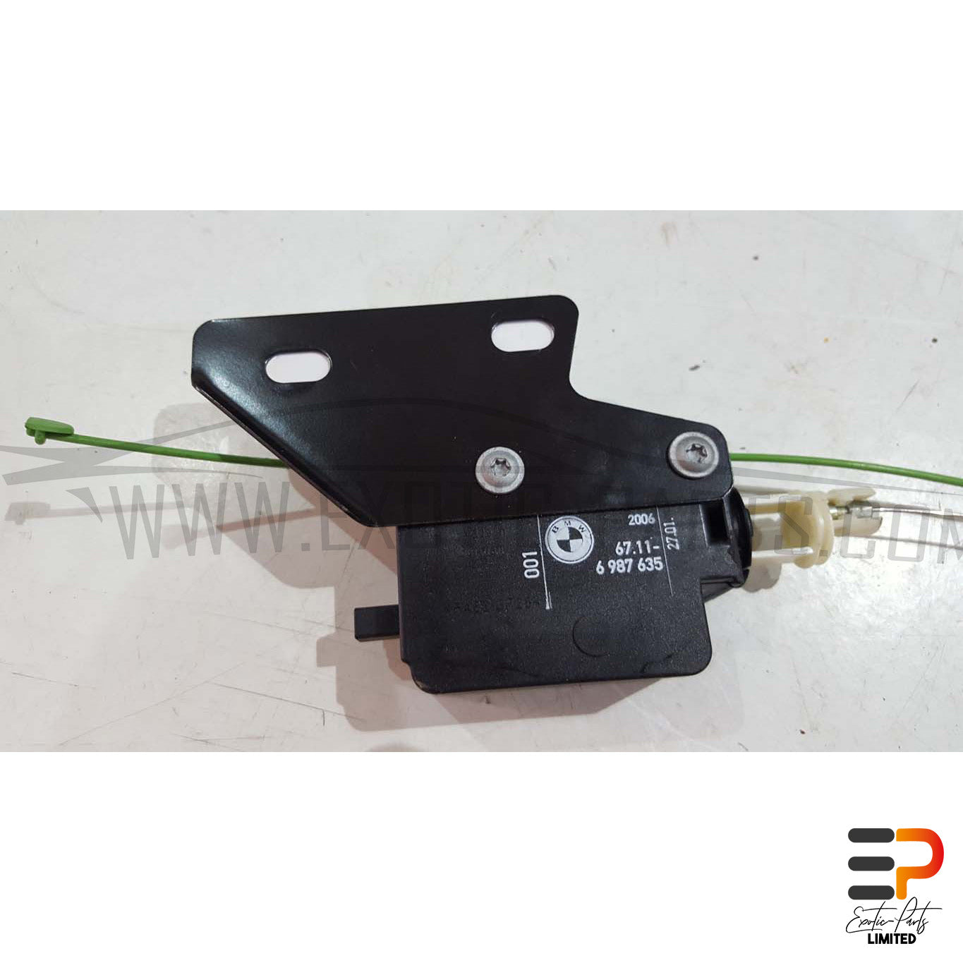 BMW E63 M6 S85 Coupe Actuator Central Locking 67.11-6987635 picture 3