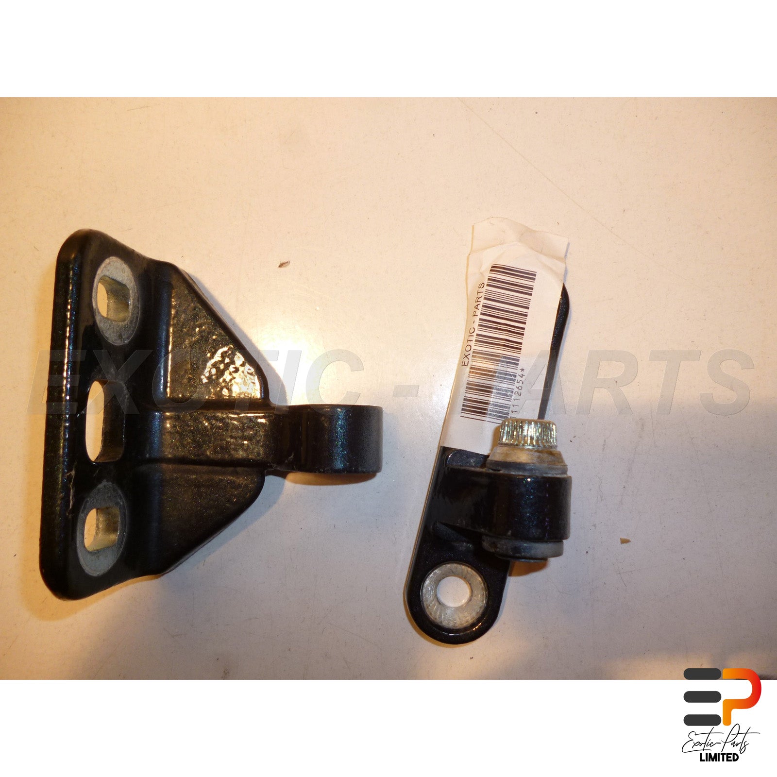 Mercedes Benz E320 T CDI Avantgarde W211 Hinge picture 3