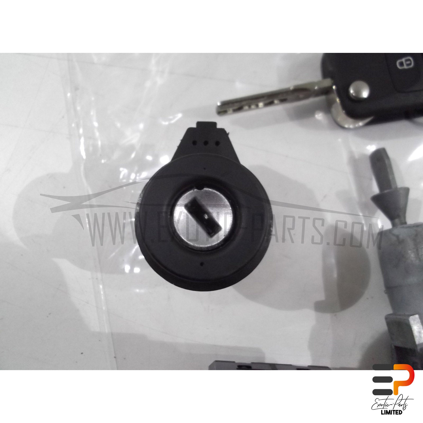 VW Golf VI Mk6 GTI 2.0 TSI Lock Set With Key 1K0919237D picture 3