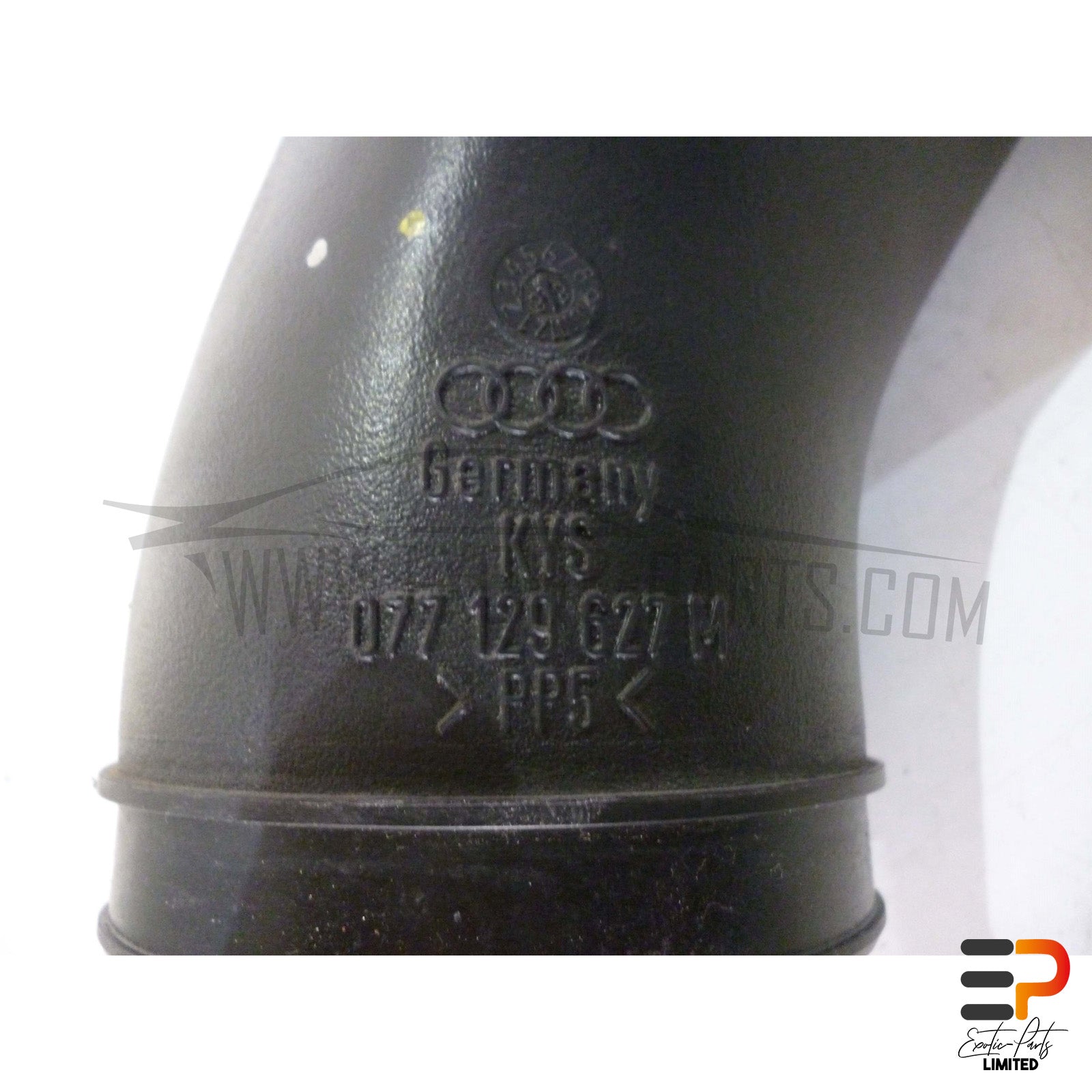 Audi S8 4.2 Quattro Intake Line 077129627M picture 3