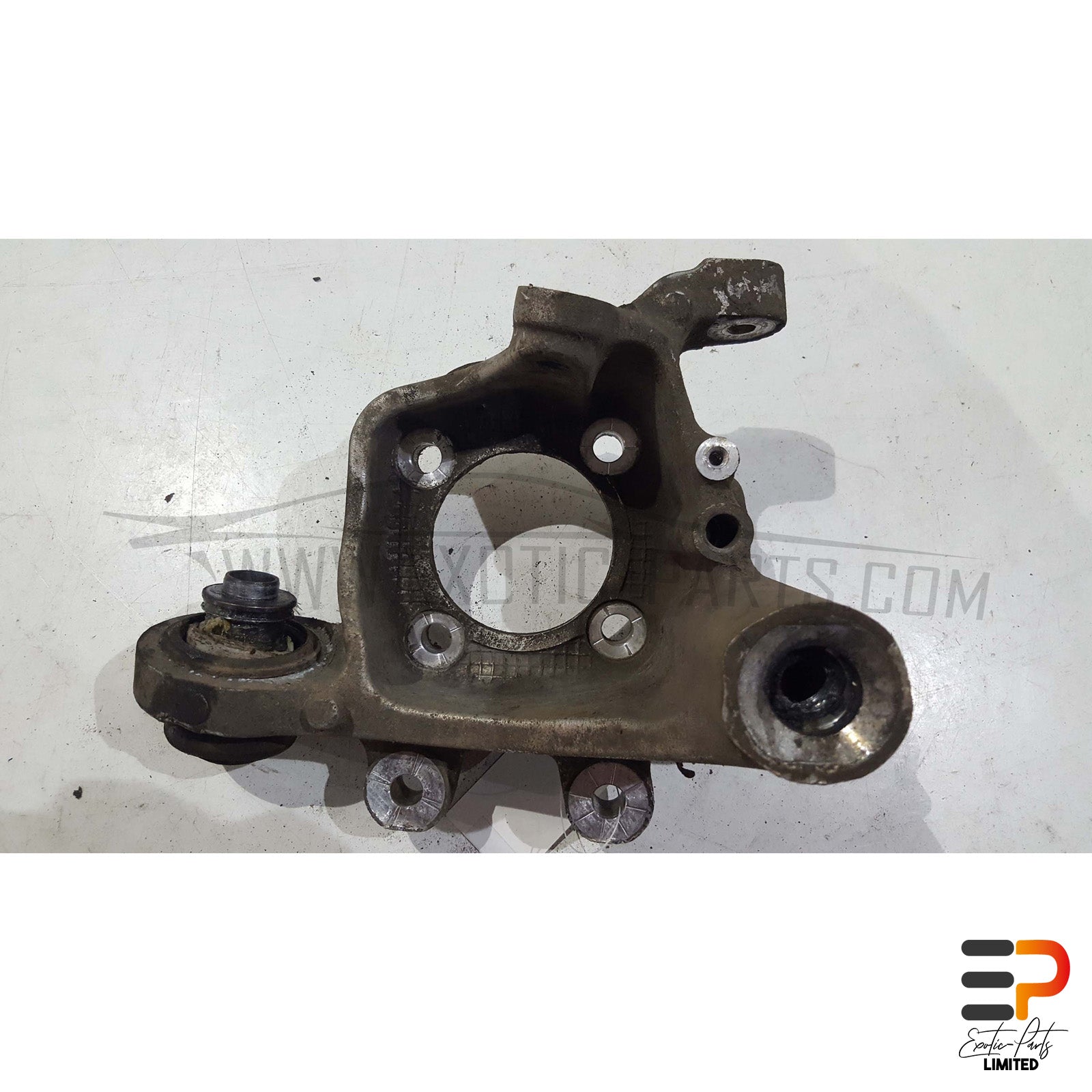 BMW E63 M6 S85 Coupe Knuckle 33.32-6763120 Rear Right picture 3