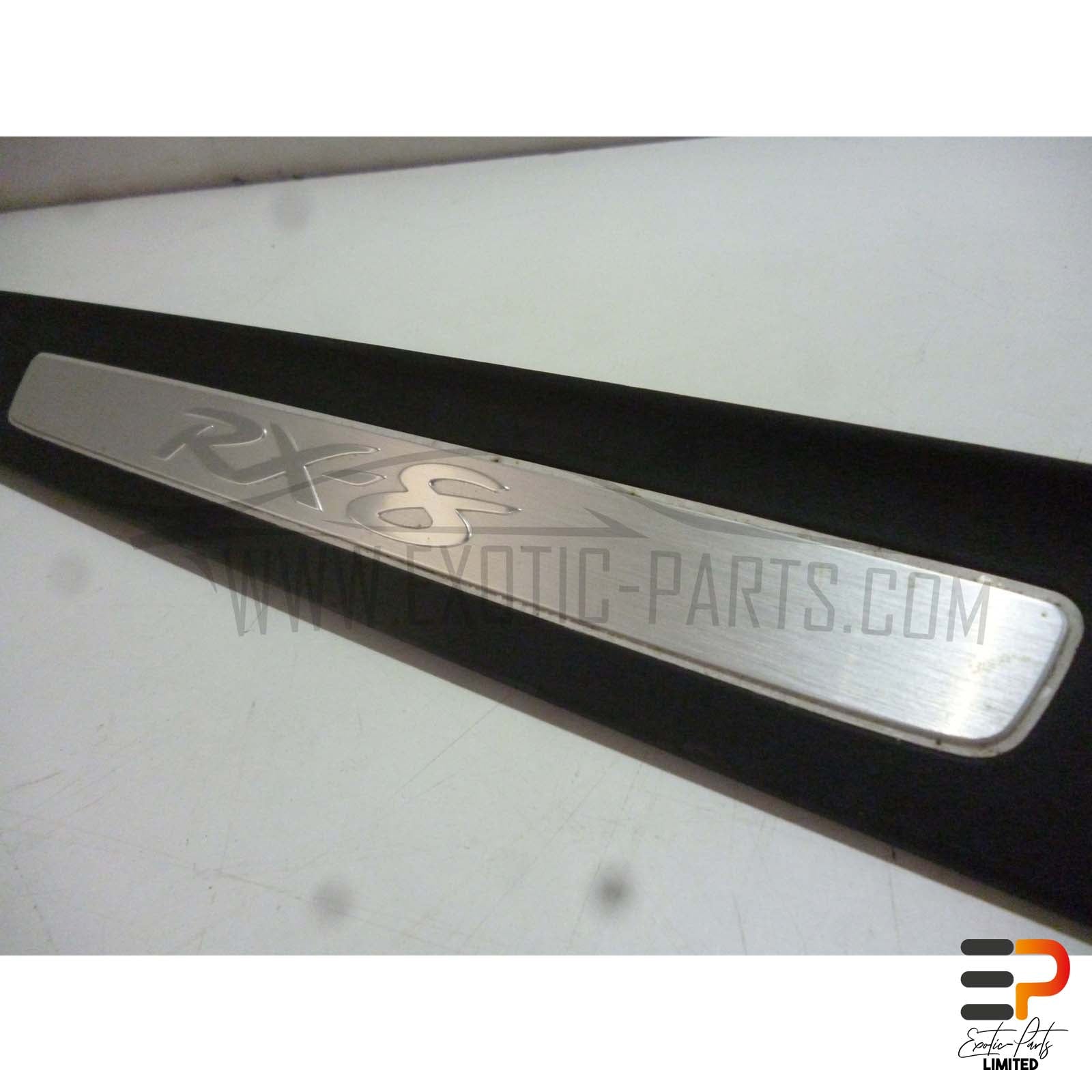 Mazda RX-8 SE 170 KW Door Sill Panel F151-68-730 Right picture 3