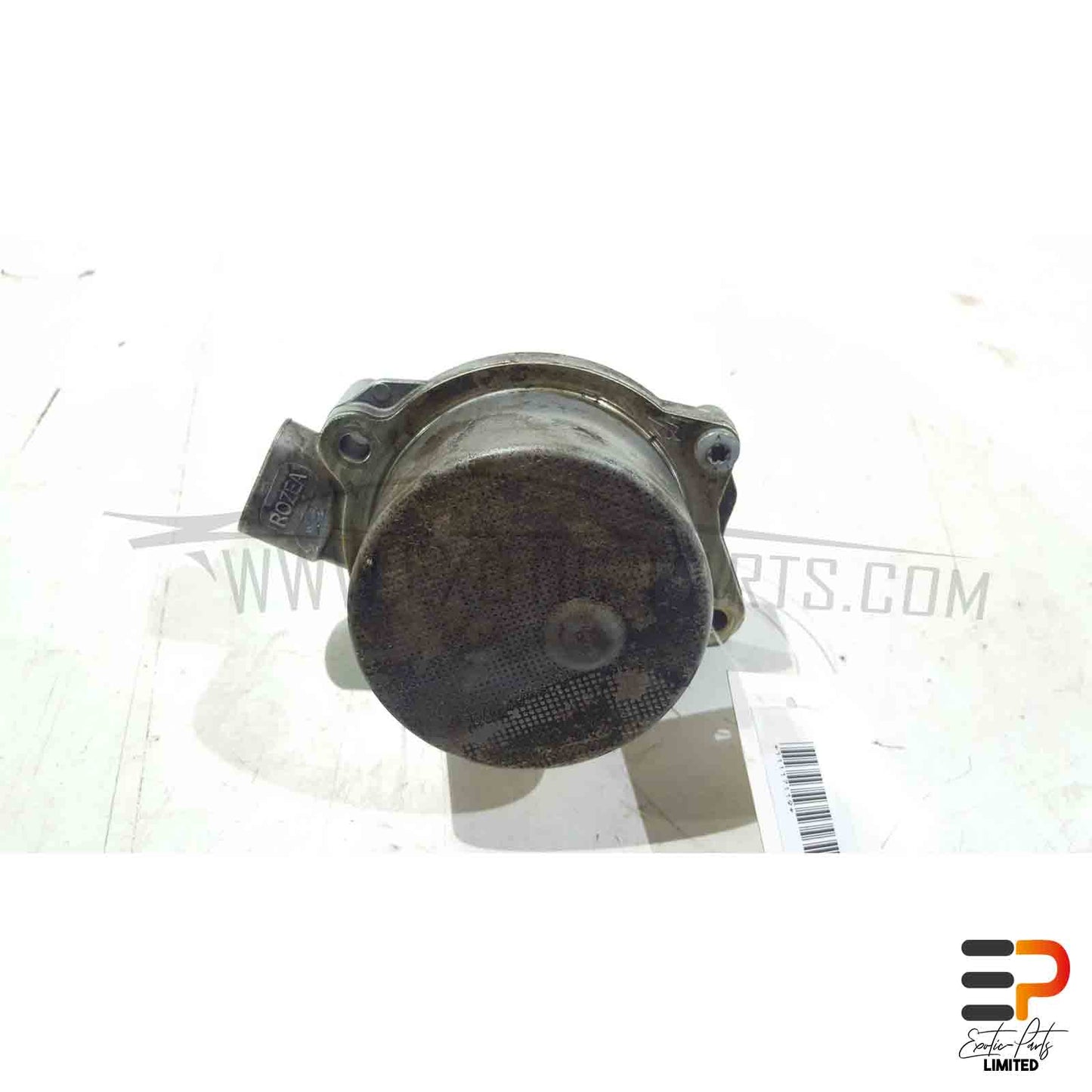 Jaguar XK 5.0 Coupe Vacuum Pump AJ811465 picture 3