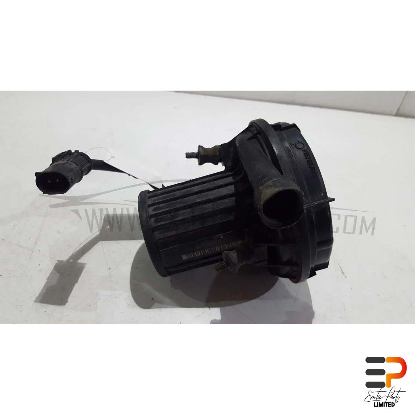 BMW E63 M6 S85 Coupe Air Pump 11.72-7571589 picture 4