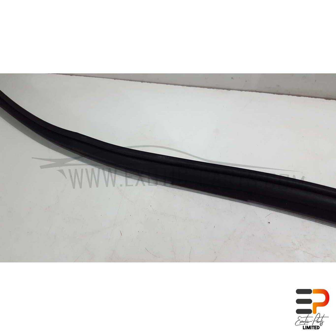 BMW E63 M6 S85 Coupe Door Seal 51.76-7008582 Right picture 4