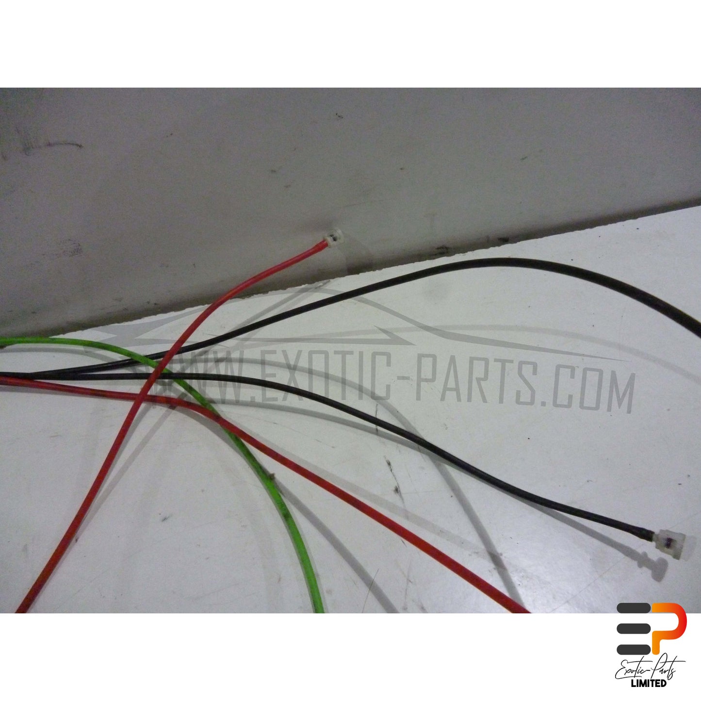 Audi S8 4.2 Quattro Vacuum Line 4D1862190 picture 4