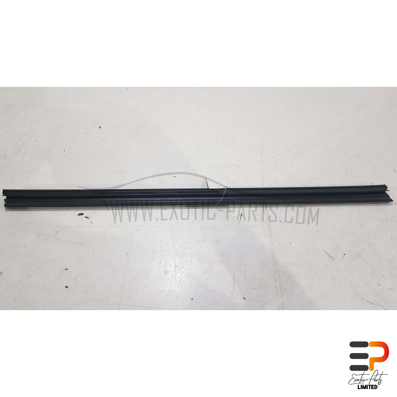 Peugeot 308 SW II T9 Break 1.5 HDI Sealing Rail Inside 9677881780 Front Left picture 4