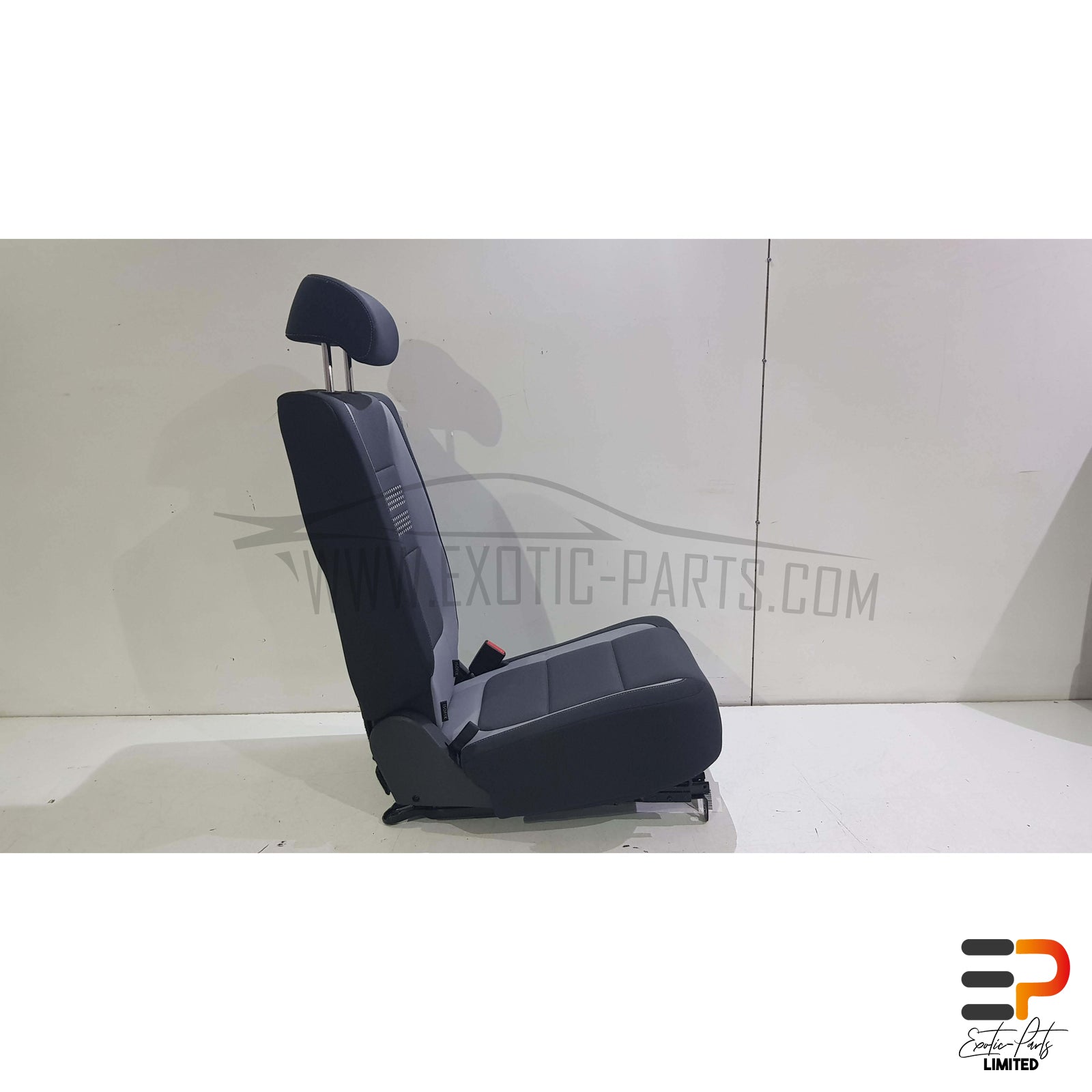 VW Golf VI Mk6 Plus 1.4 TSI DSG Backseat Cloth Black / Grey Rear Right Rear Right picture 4