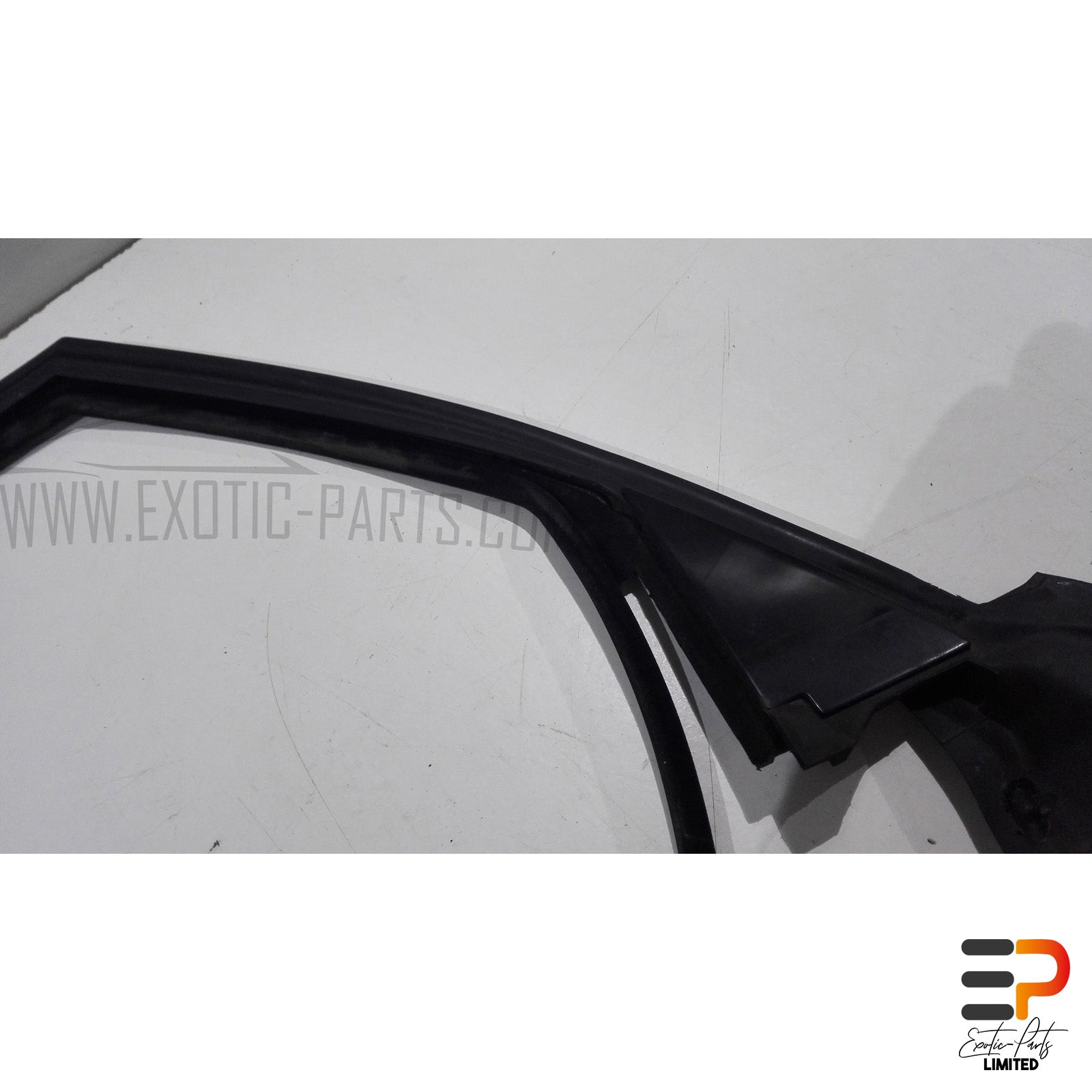 Audi S8 4.2 Quattro Seal Side Window picture 4