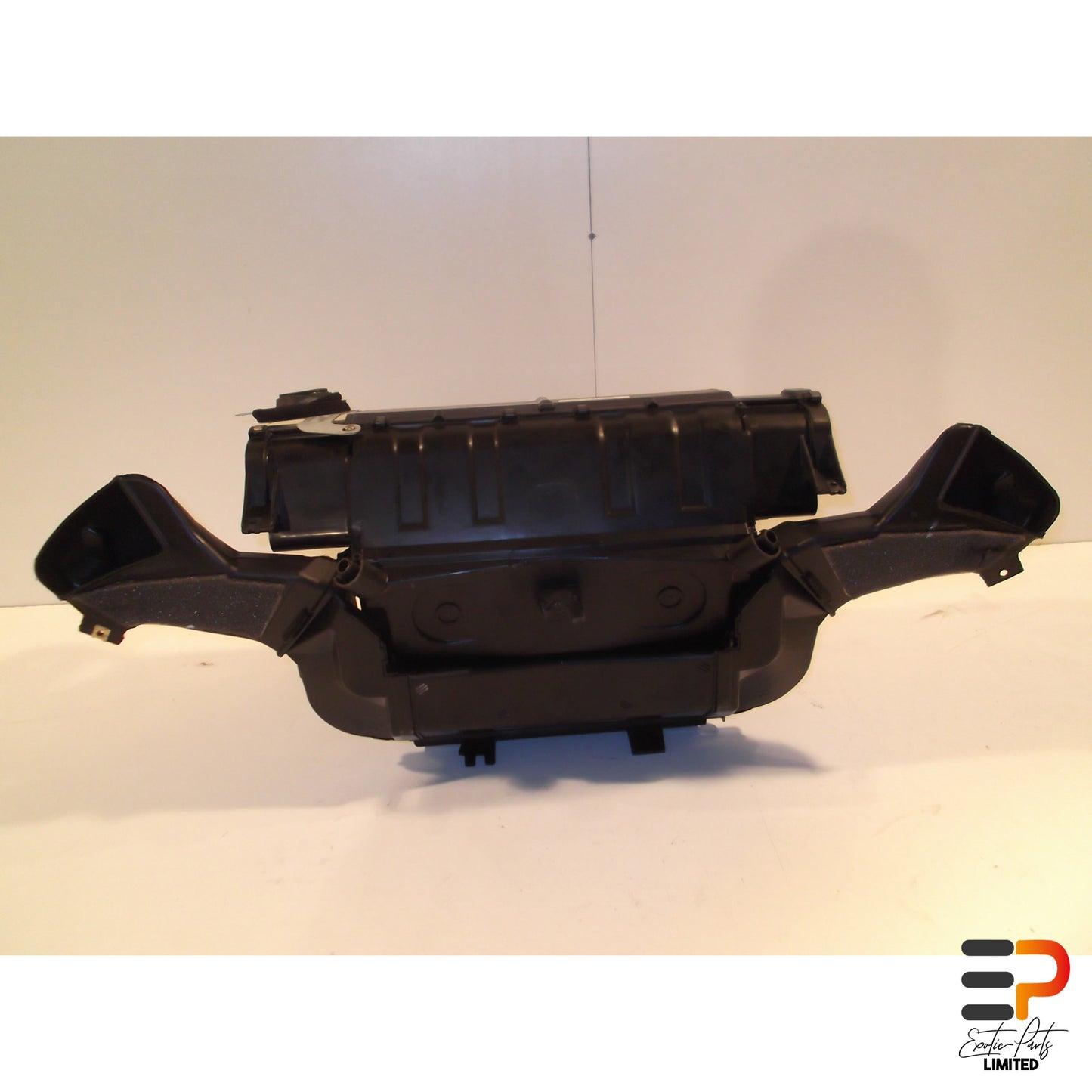 Jaguar XK8 XKR Coupe Housing Heater MJA6440AE picture 4