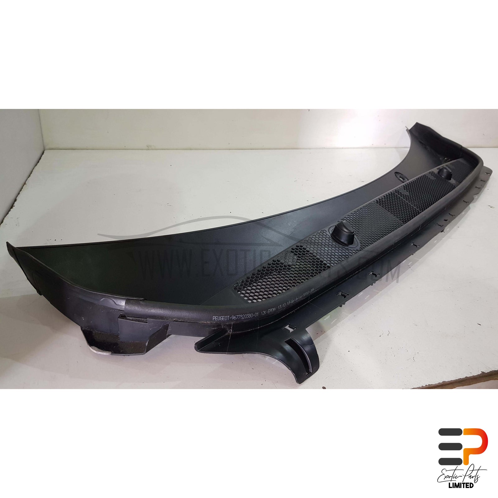 Peugeot 308 SW II T9 Break 1.5 HDI Cover Wipe System 98008282XT picture 5