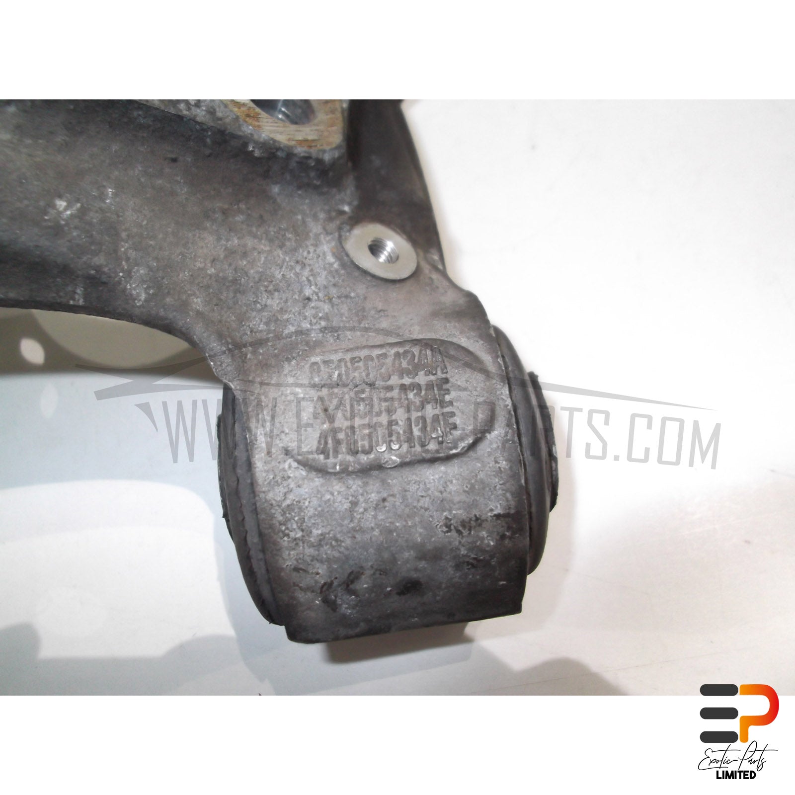 Audi RS4 Avant Knuckle 8E0505434B Rear Right picture 6